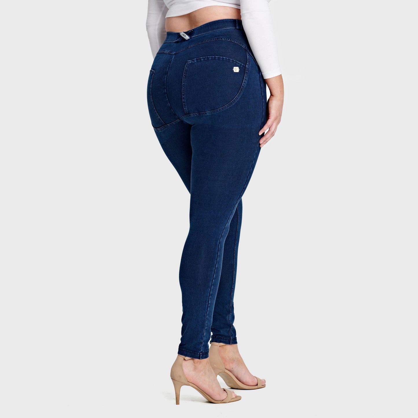 WR.UP® Curvy Denim - High Waisted - Full Length - Dark Blue + Blue Stitching