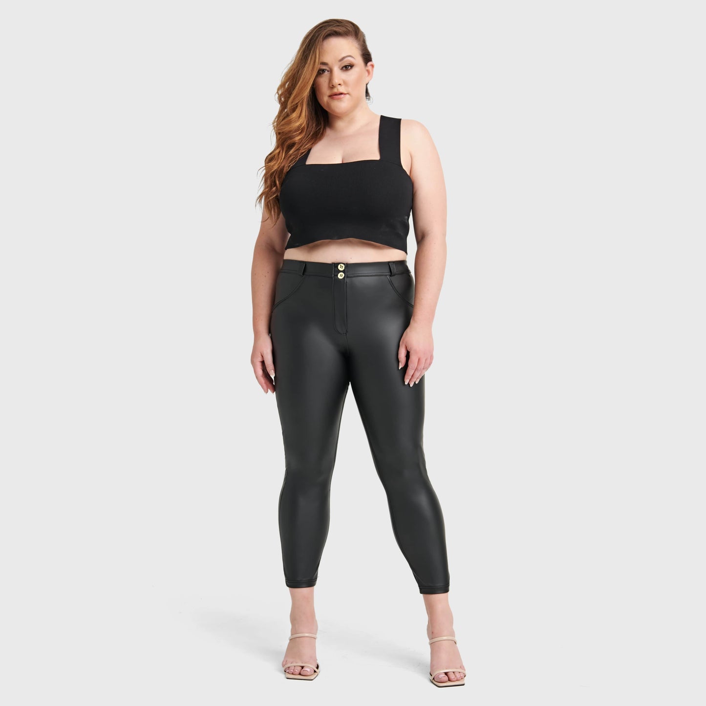 WR.UP® Curvy Faux Leather - High Waisted - 7/8 Length - Black