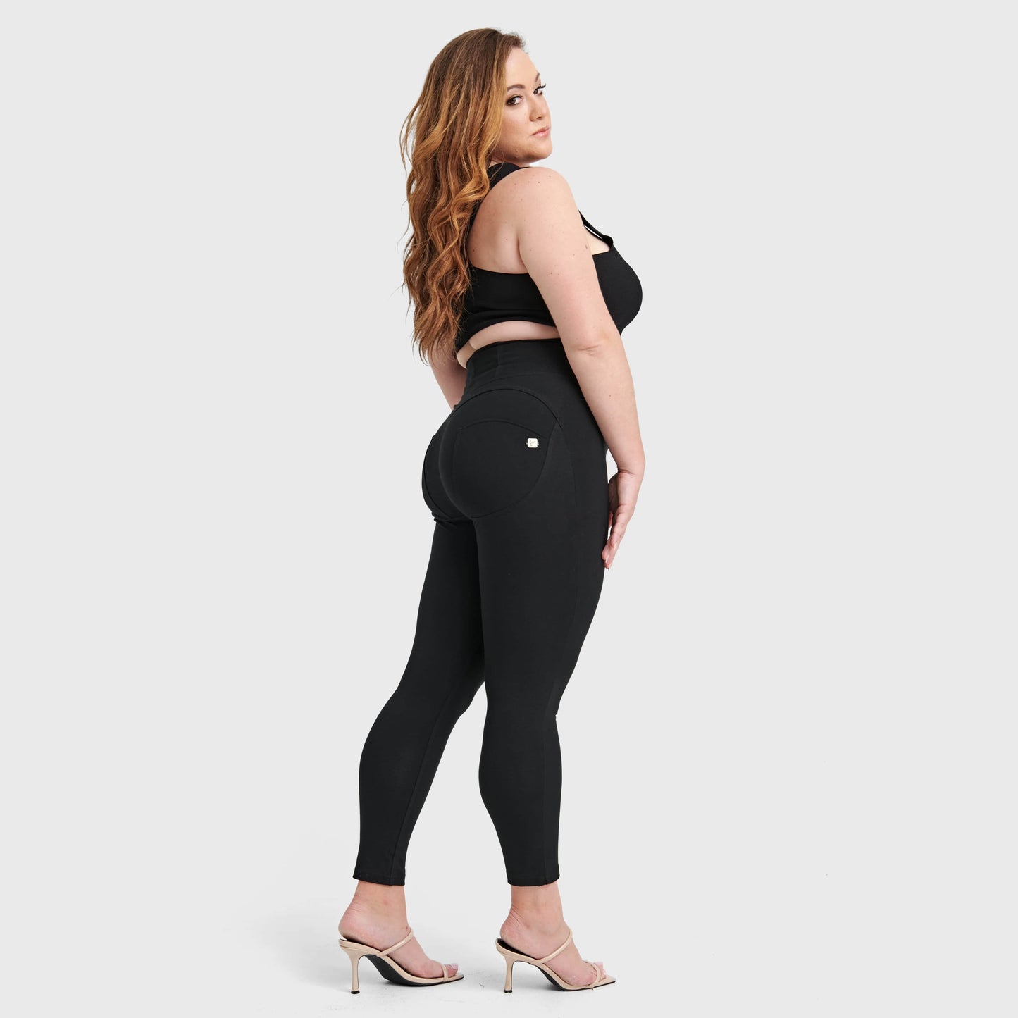 WR.UP® Curvy Fashion - Zip High Waisted - 7/8 Length - Black