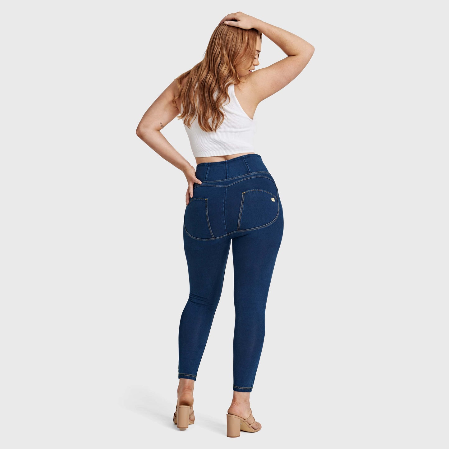 WR.UP® Curvy Denim - Zip High Waisted - 7/8 Length - Dark Blue + Yellow Stitching