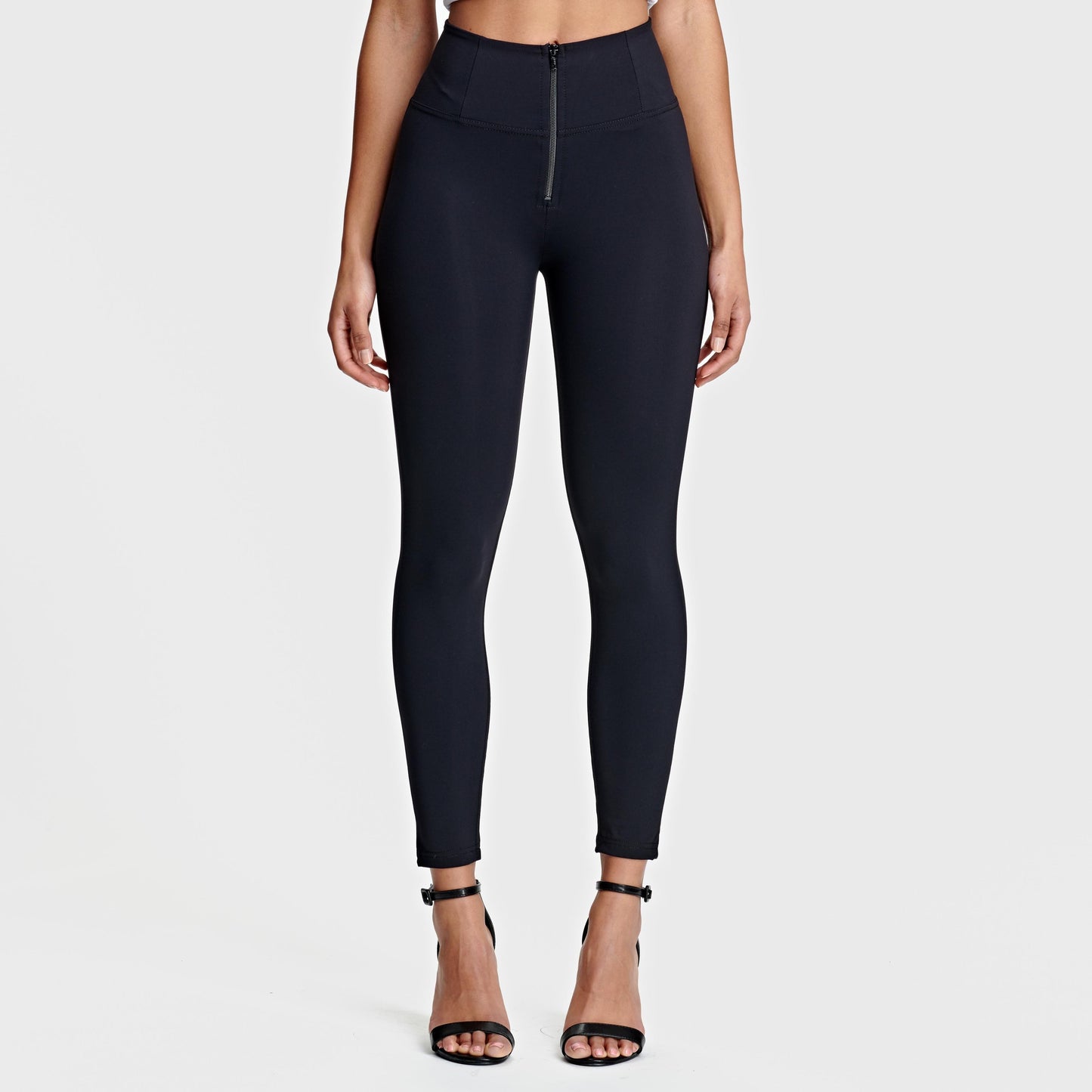 WR.UP® Diwo Pro - High Waisted - 7/8 Length - Black