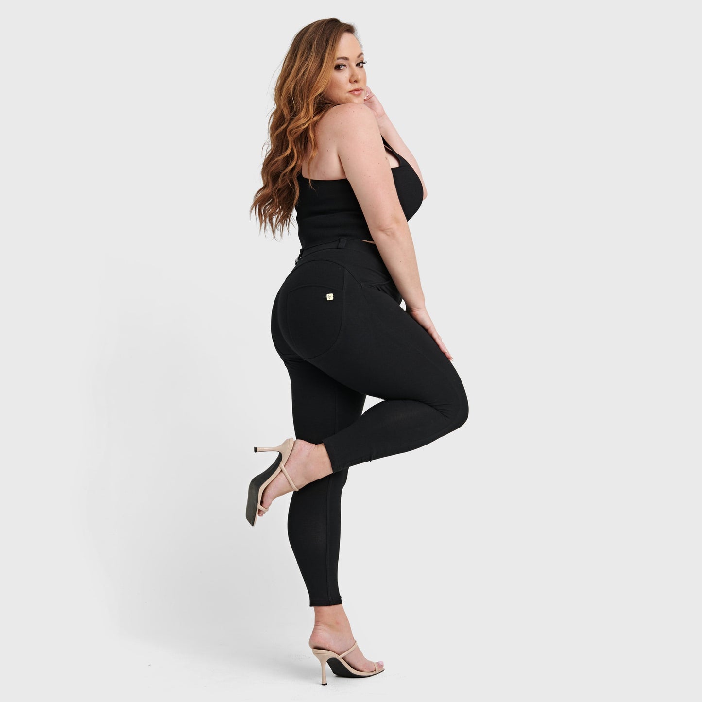 WR.UP® Curvy Fashion - High Waisted - 7/8 Length - Black