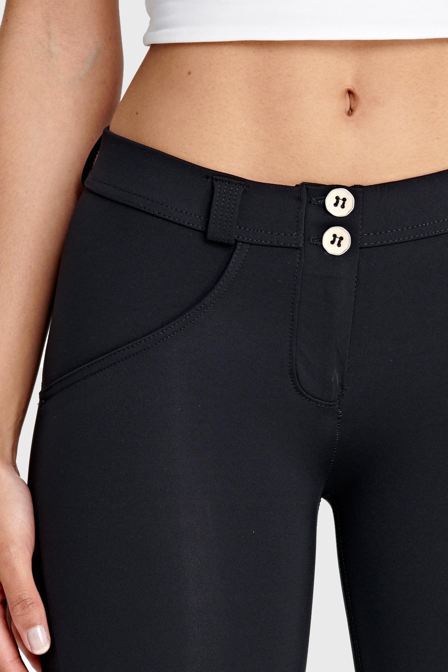 WR.UP® Diwo Pro - Mid Rise - 7/8 Length - Black