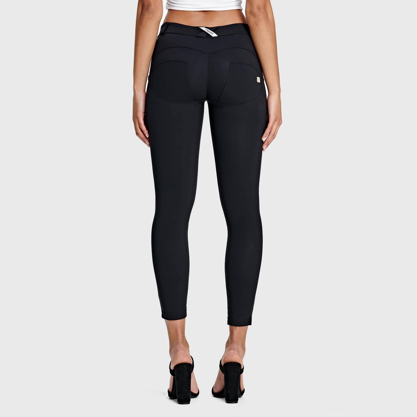 WR.UP® Diwo Pro - Mid Rise - 7/8 Length - Black