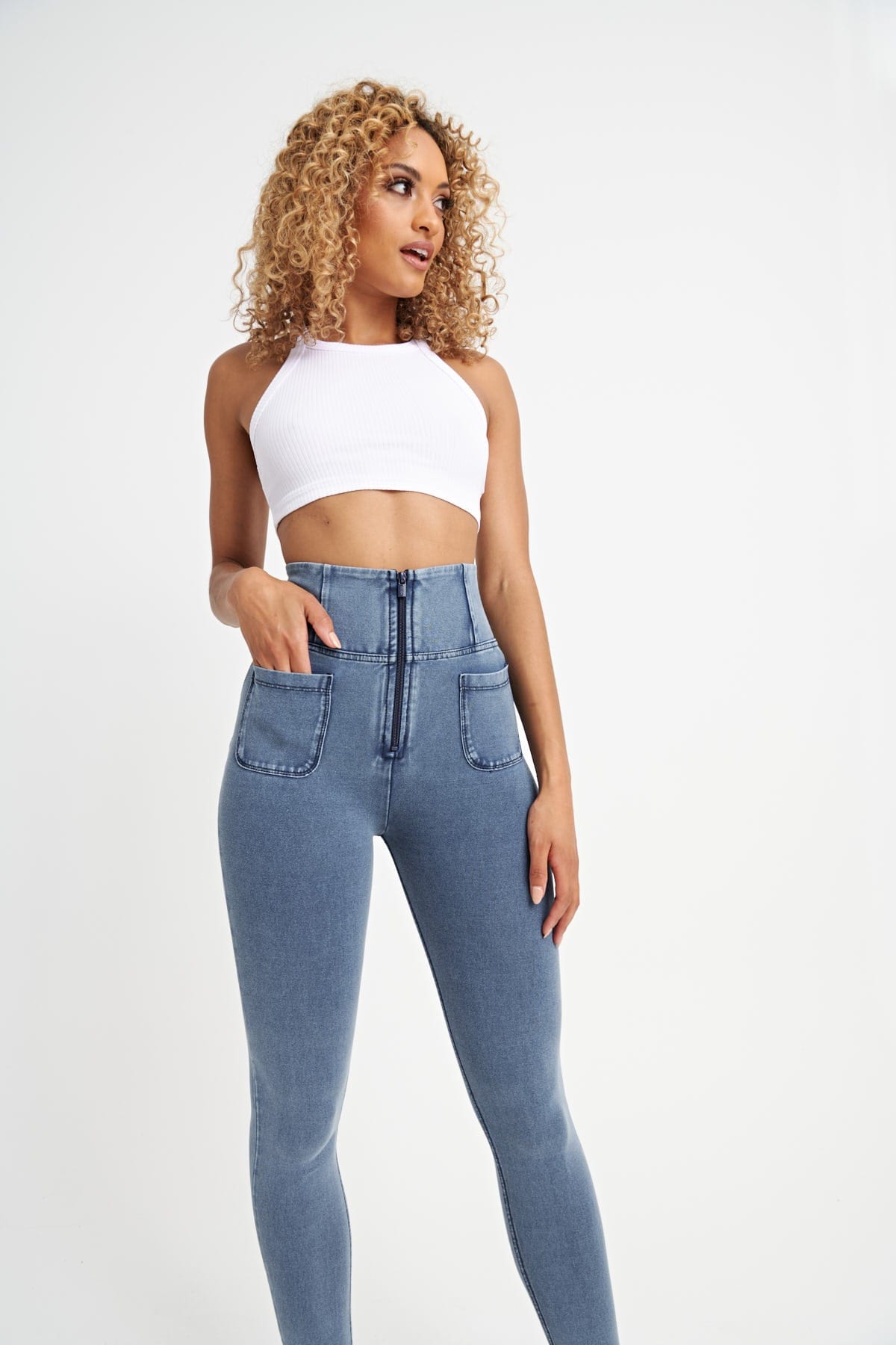 WR.UP® Denim With Front Pockets - Super High Waisted - 7/8 Length - Light Blue + Blue Stitching