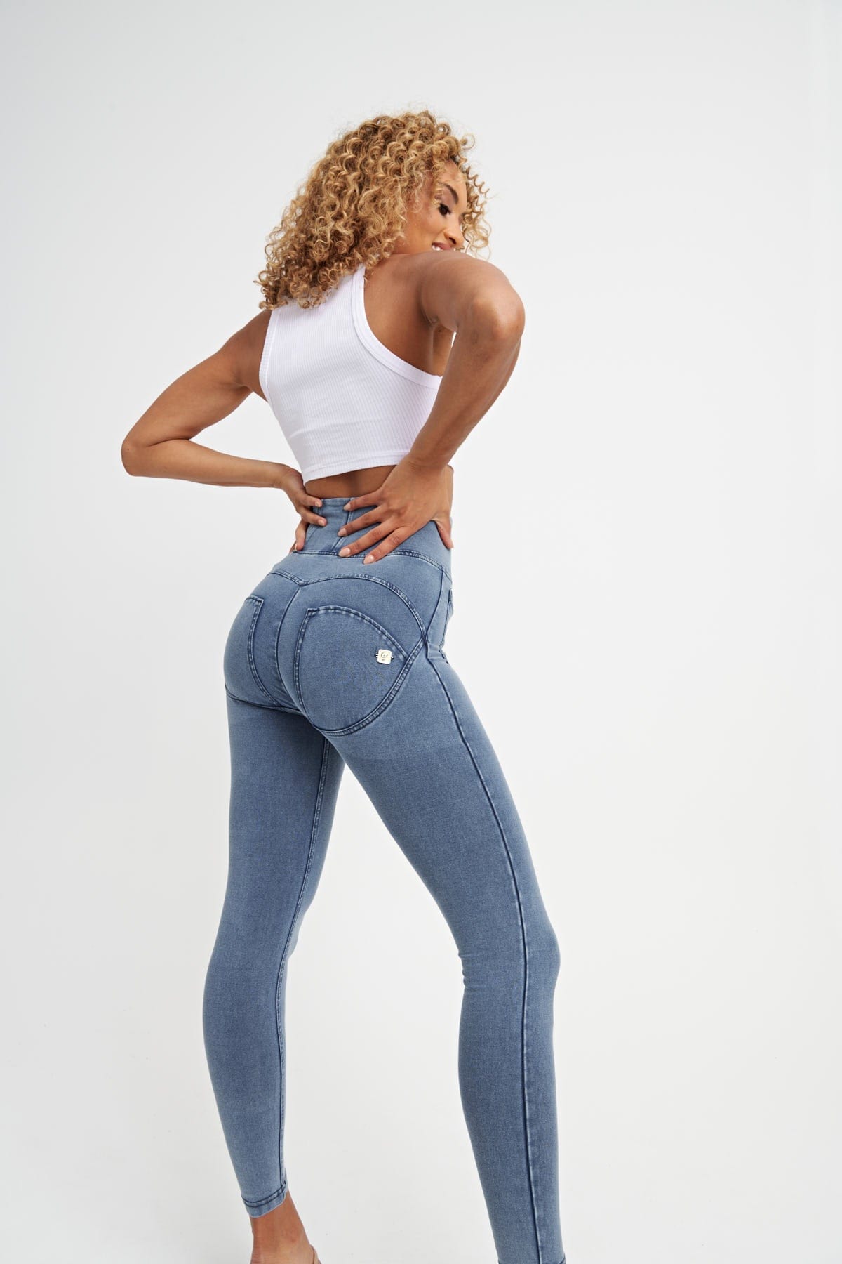 WR.UP® Denim With Front Pockets - Super High Waisted - 7/8 Length - Light Blue + Blue Stitching