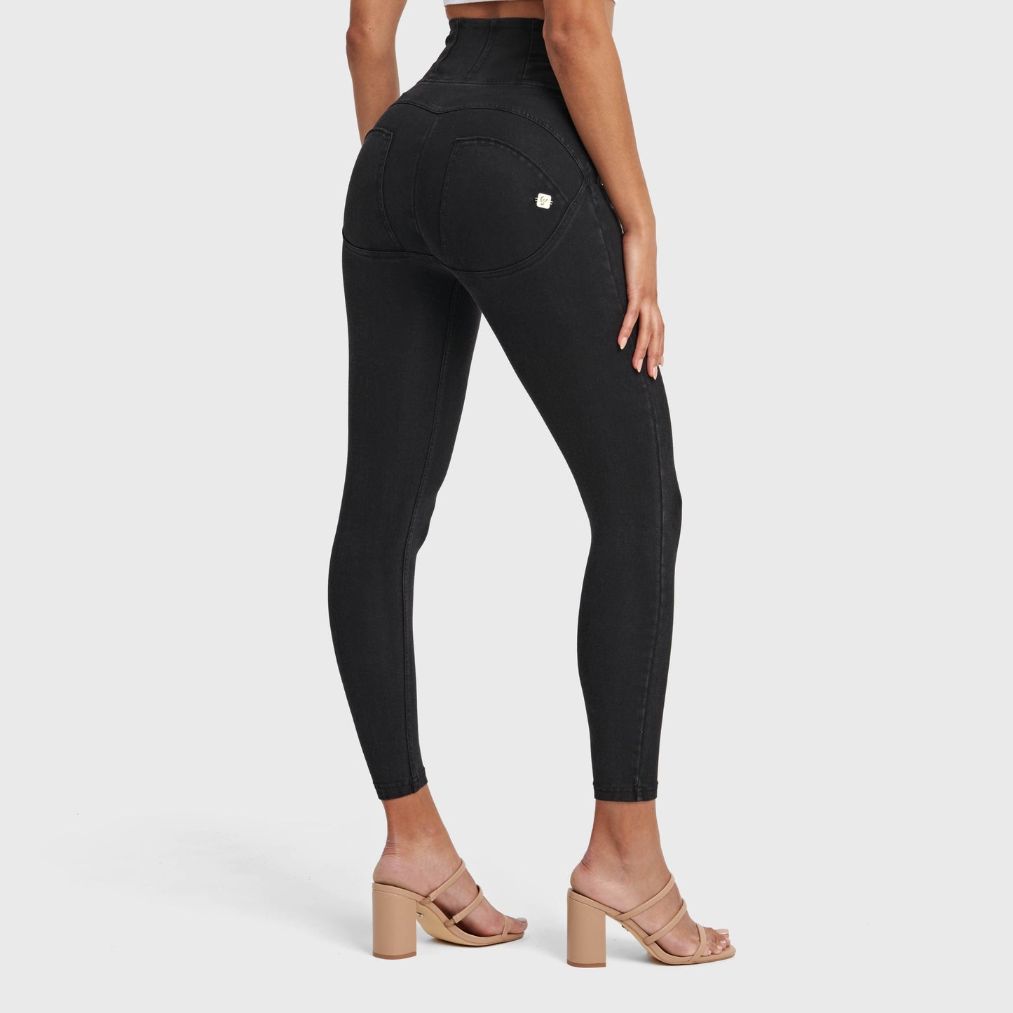 WR.UP® Denim With Front Pockets - Super High Waisted - 7/8 Length - Black + Black Stitching