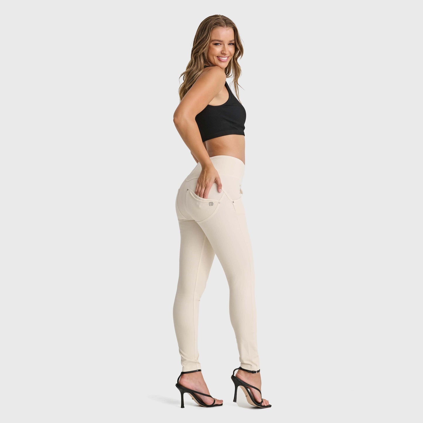 WR.UP® Snug Jeans - High Waisted - Full Length - Ivory