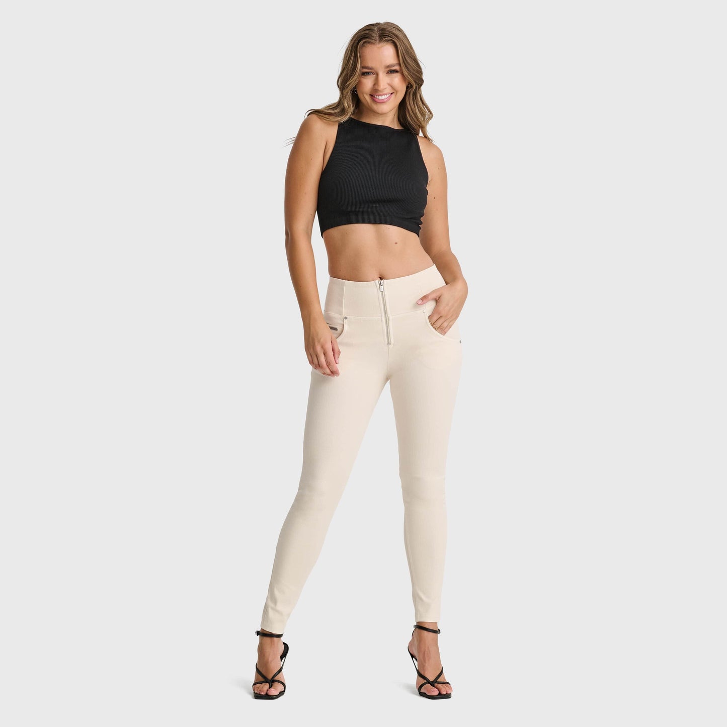 WR.UP® Snug Jeans - High Waisted - Full Length - Ivory