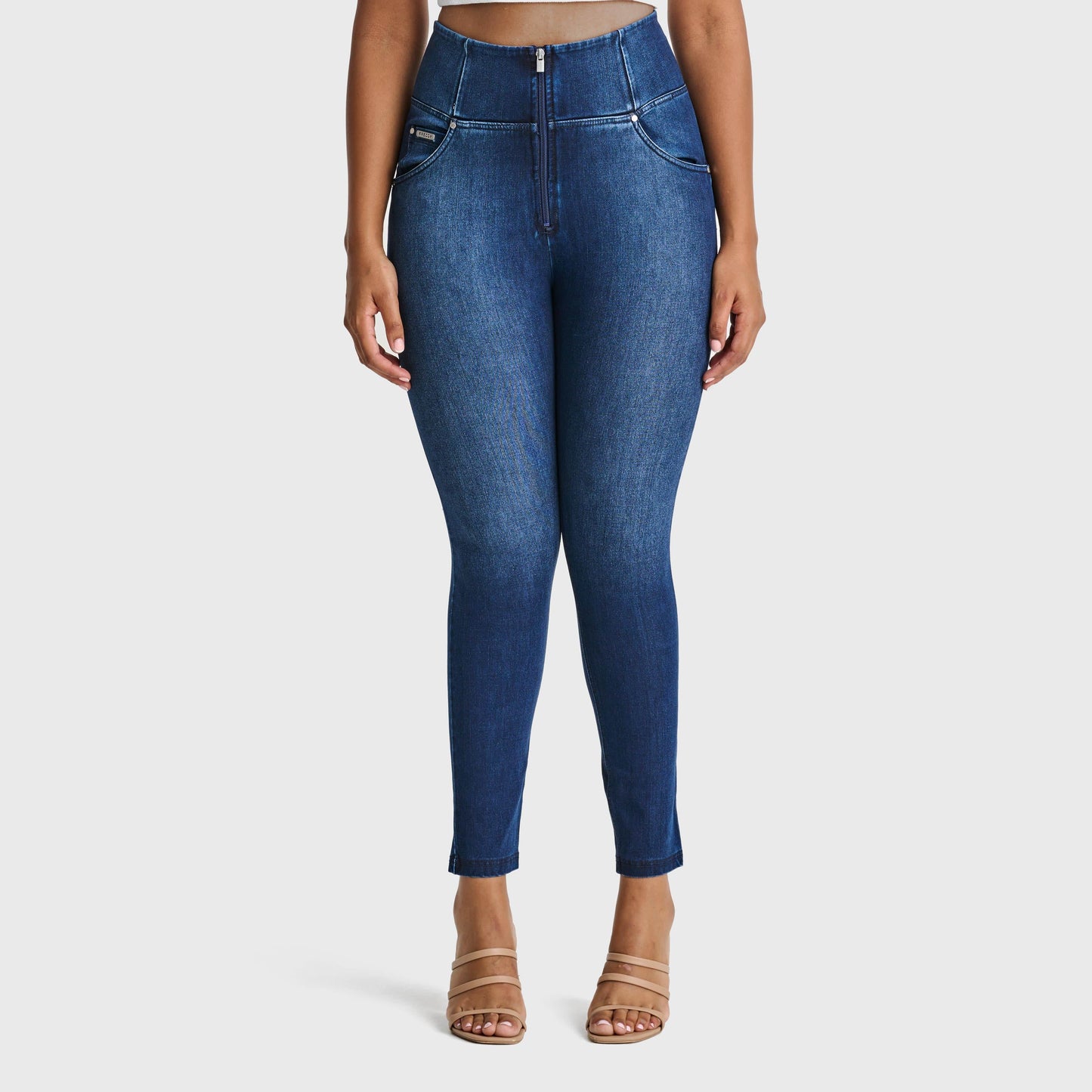 WR.UP® Snug Curvy Jeans - High Waisted - Full Length - Dark Blue + Blue Stitching