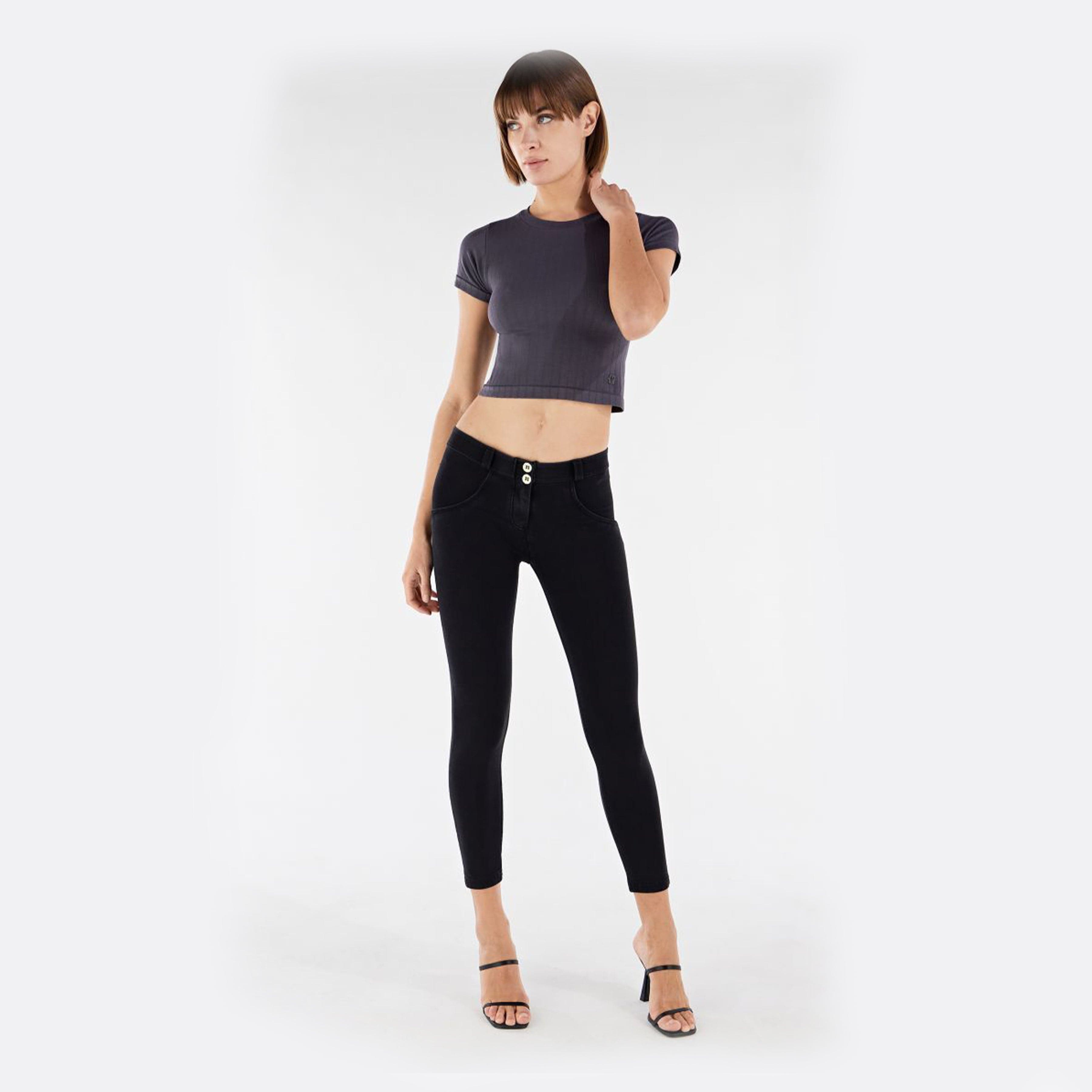 تي شيرت مضلع - فحمي