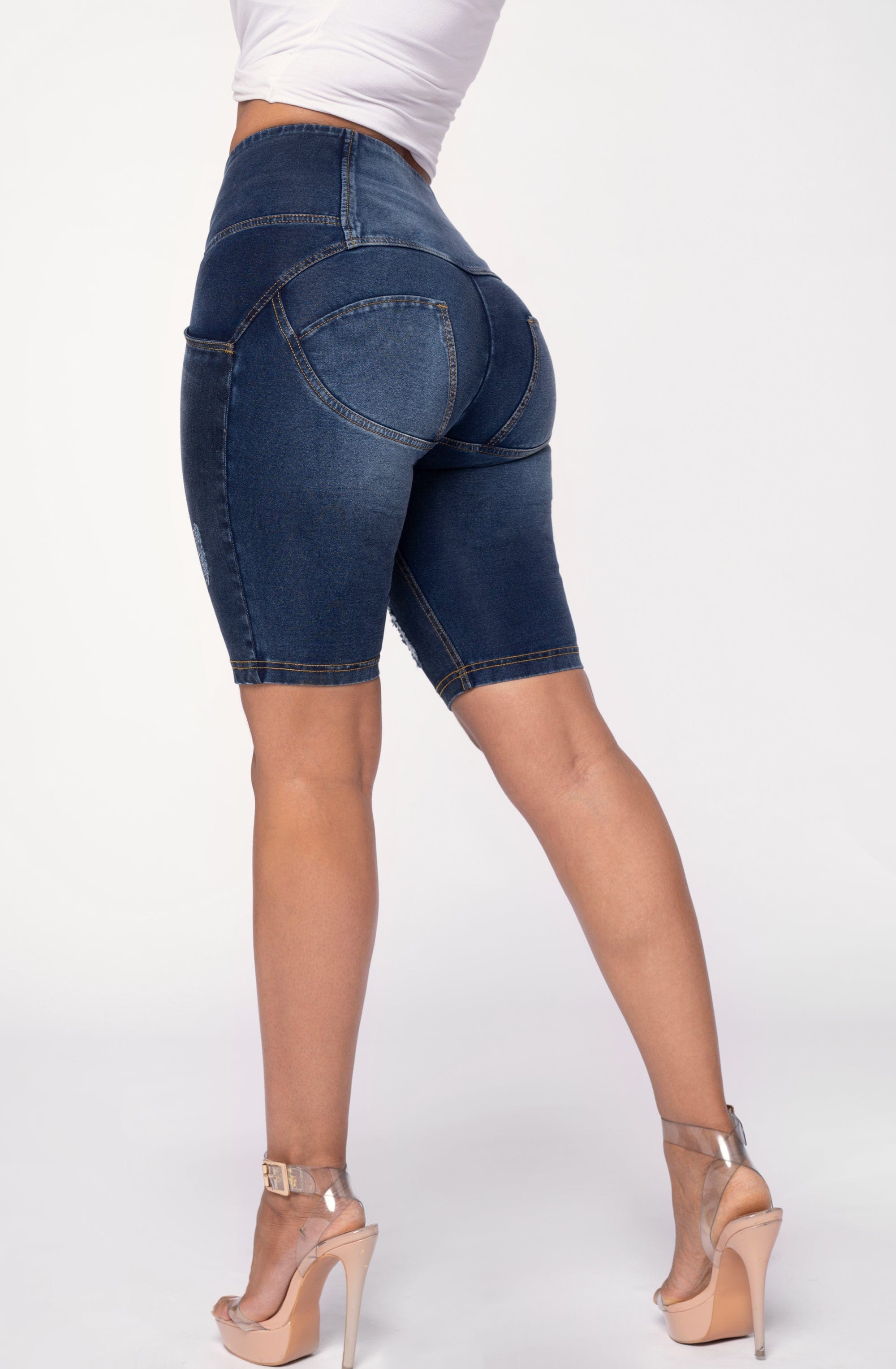 شورت جينز ممزق من WR.UP® - خصر عالٍ - شورت رياضي - أزرق داكن + خياطة صفراء