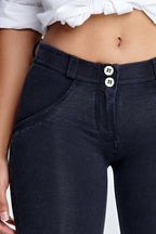 جينز WR.UP® - خصر متوسط ​​الارتفاع - طول كامل - أسود مع خياطة سوداء 