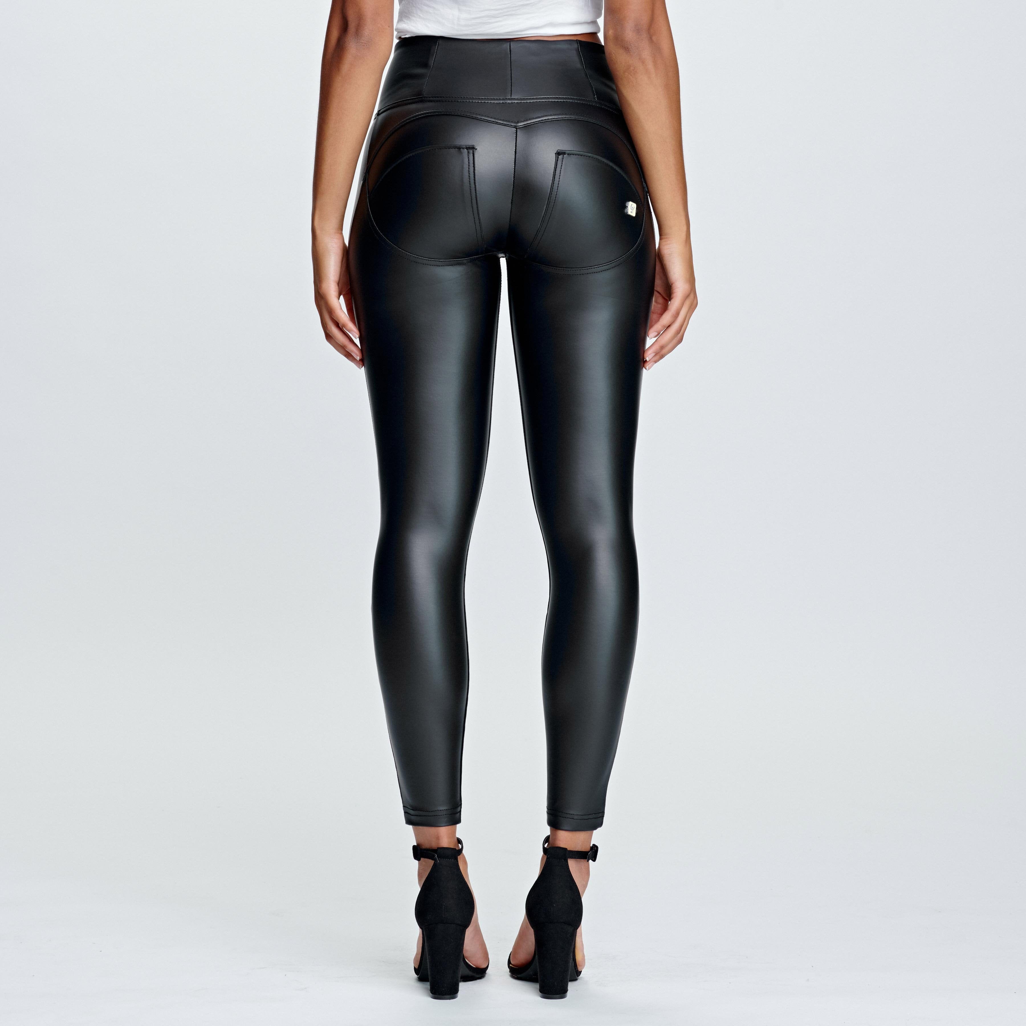 WR.UP® جلد صناعي - خصر مرتفع - طول 7/8 - أسود