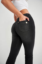 ناو® دينم إصدار محدود - خصر مرتفع - تصميم واسع من الأسفل - أسود + خياطة سوداء