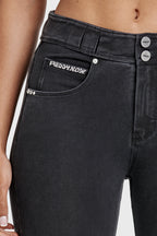 جينز ناو® - خصر مرتفع - طول 7/8 - أسود + خياطة سوداء 