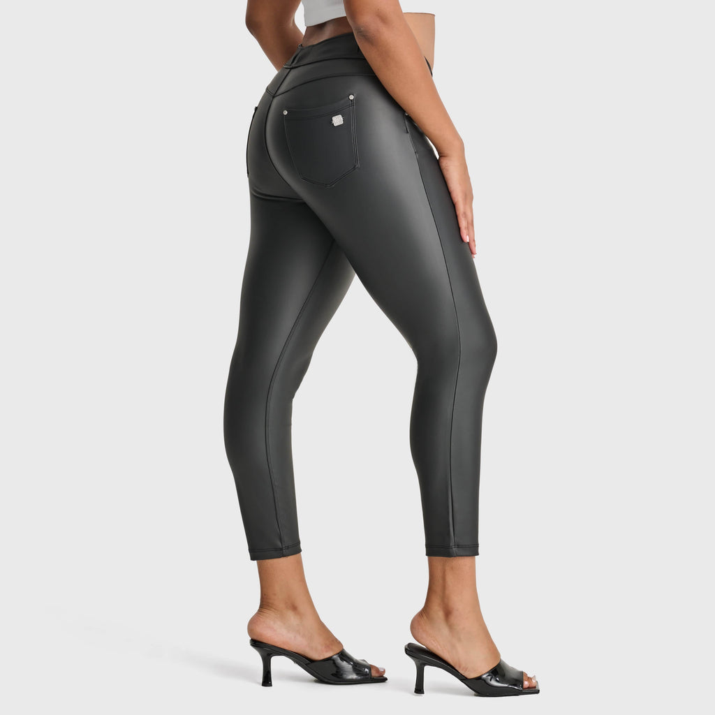 ناو® جلد صناعي - خصر مرتفع - طول 7/8 - أسود 