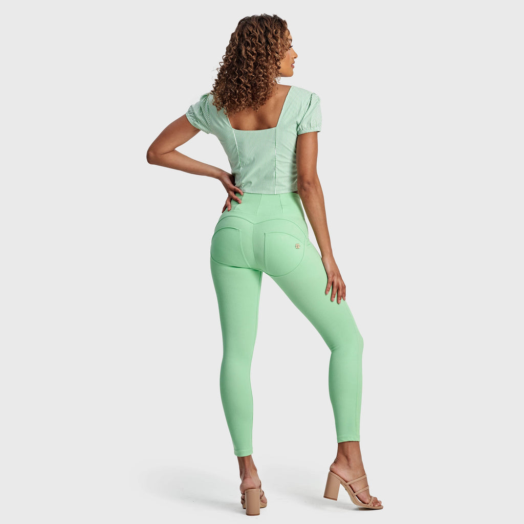 بنطال قصير مخطط - أبيض + أخضر