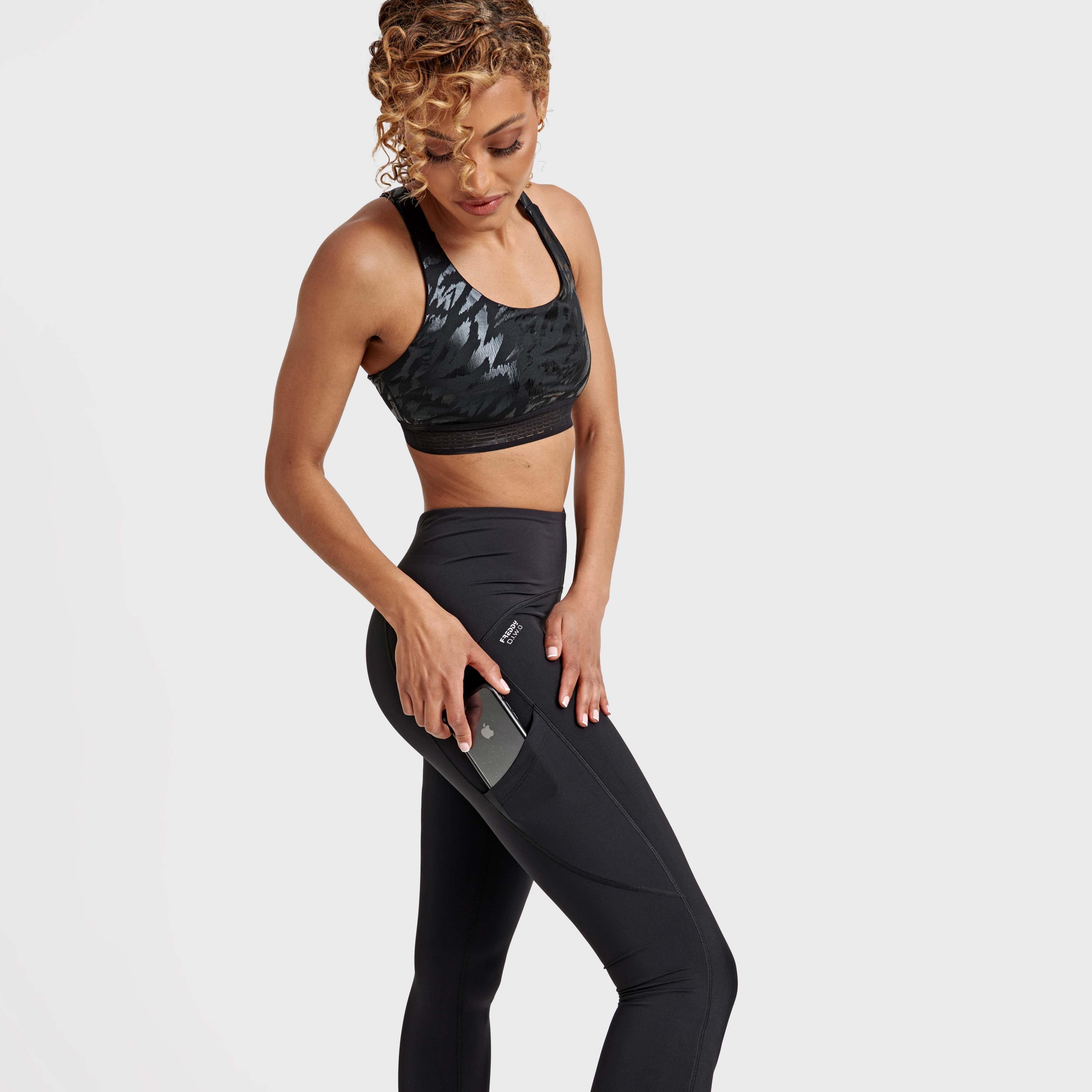 تيشيرت سوبر فيت ديوو بجيوب - خصر مرتفع - طول 7/8 - أسود 