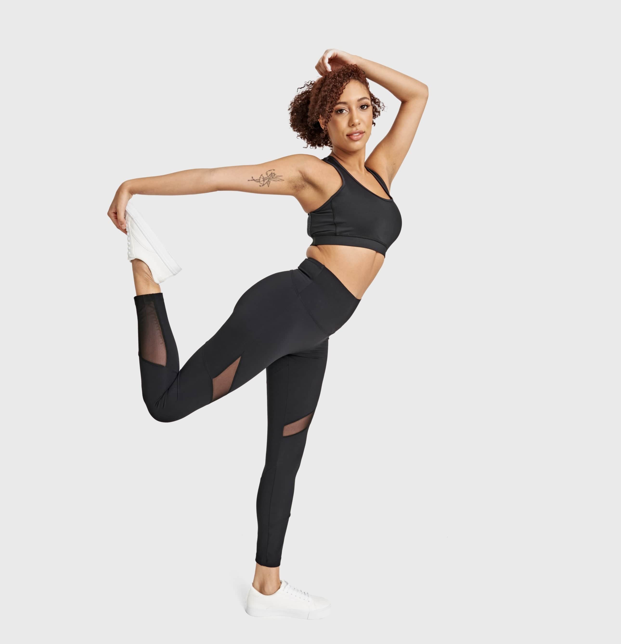 شورت رياضي سوبرفيت ديو برو بتفاصيل شبكية - خصر مرتفع - طول 7/8 - أسود 