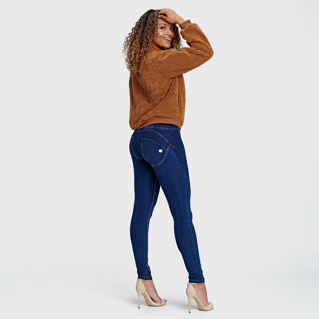 جاكيت من الفرو الصناعي - بني تيدي