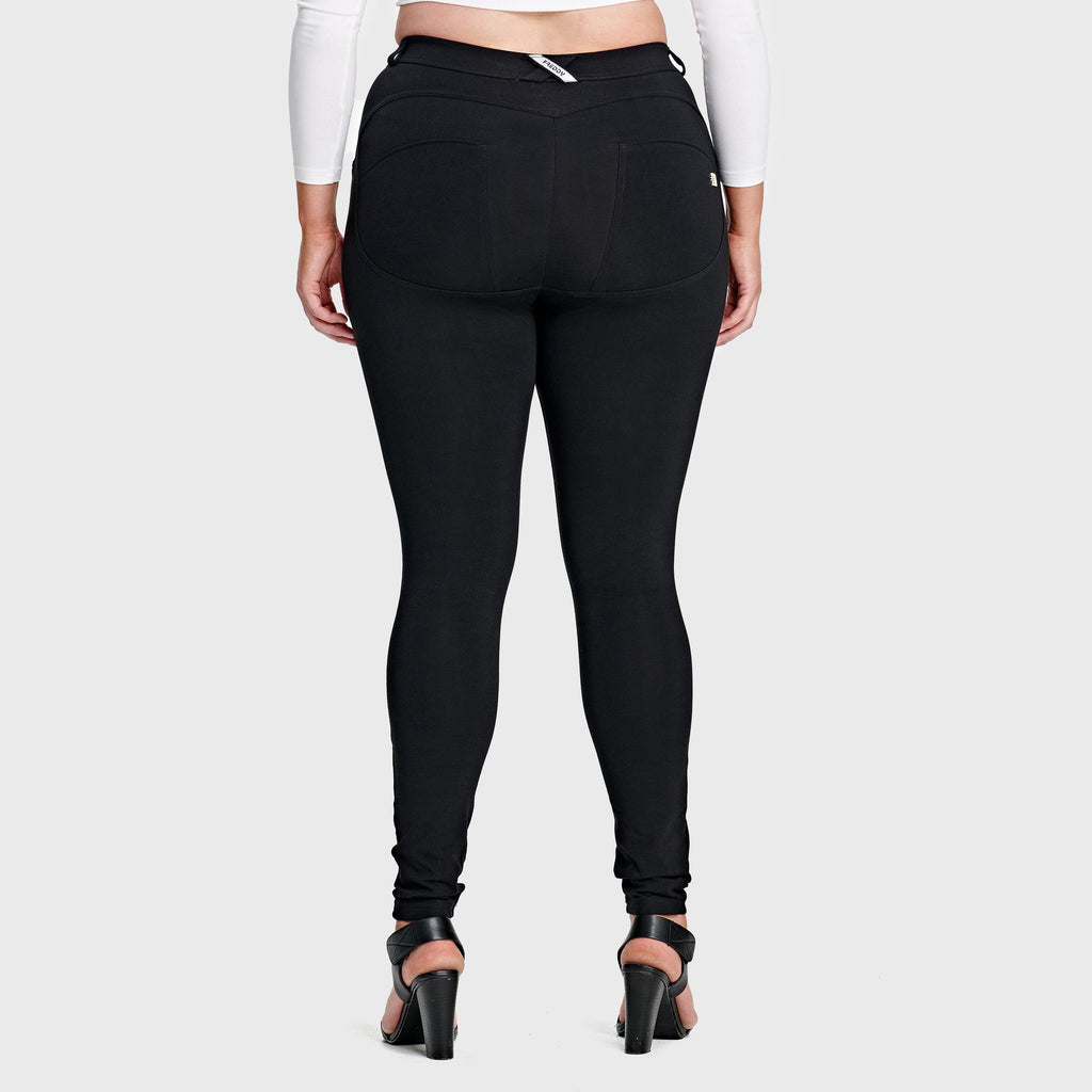 WR.UP® أزياء أنيقة للمقاسات الكبيرة - خصر عالٍ - طول كامل - أسود