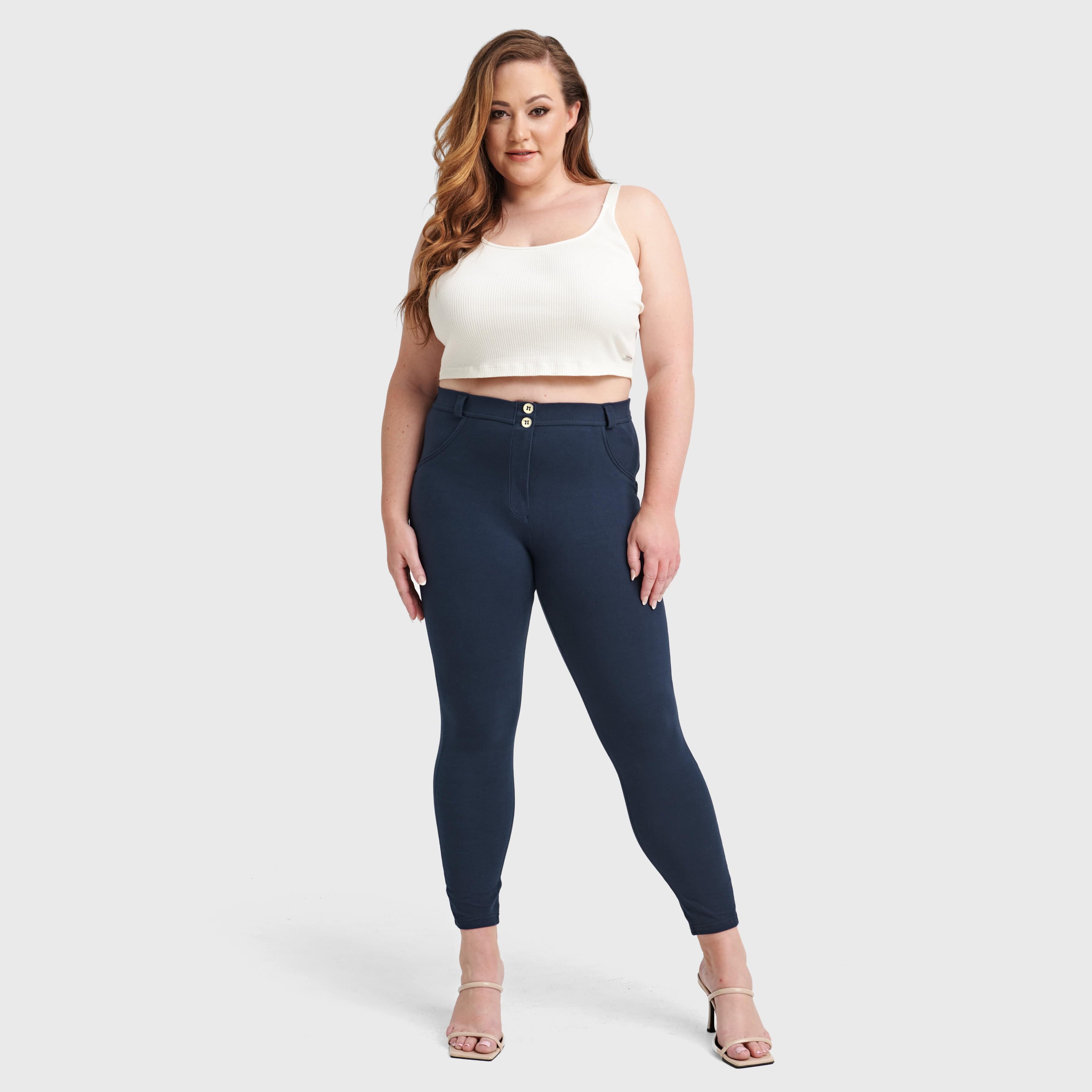 WR.UP® Curvy Fashion - High Waisted - 7/8 Length - Navy Blue