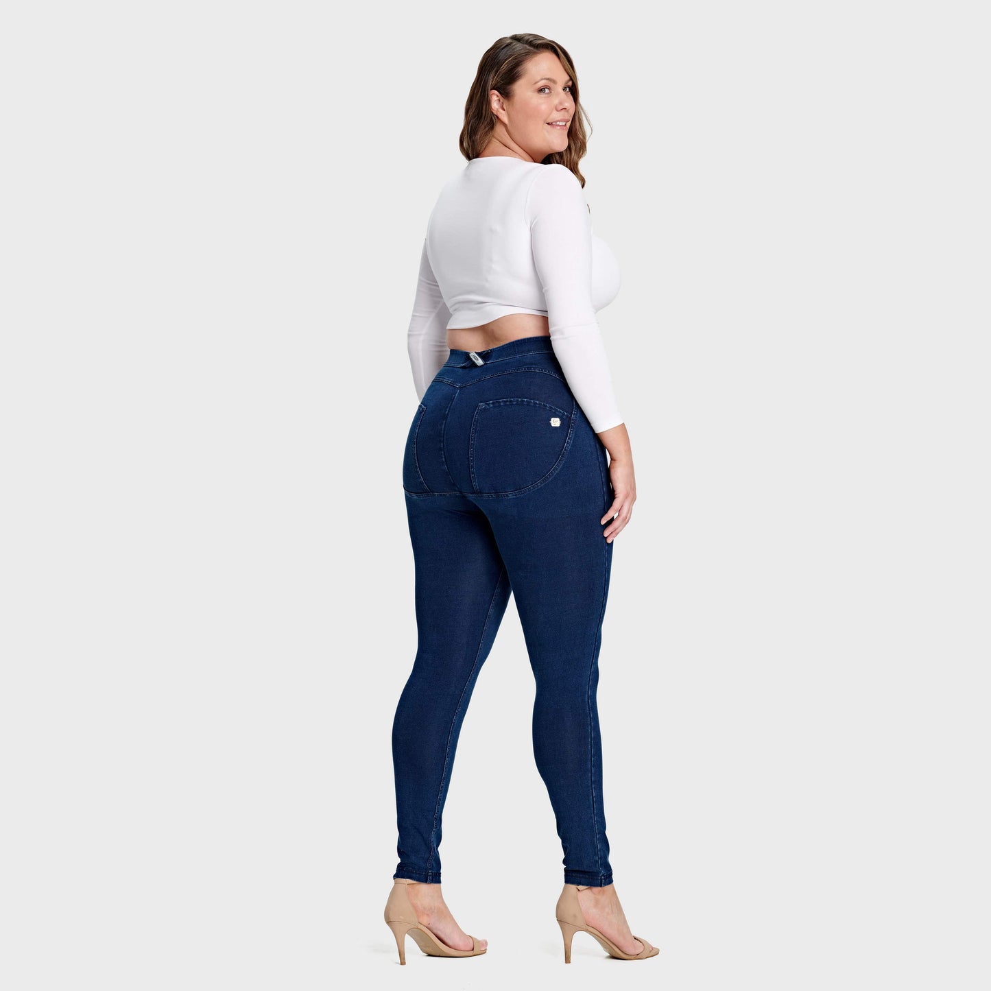 WR.UP® Curvy Denim - High Waisted - Full Length - Dark Blue + Blue Stitching