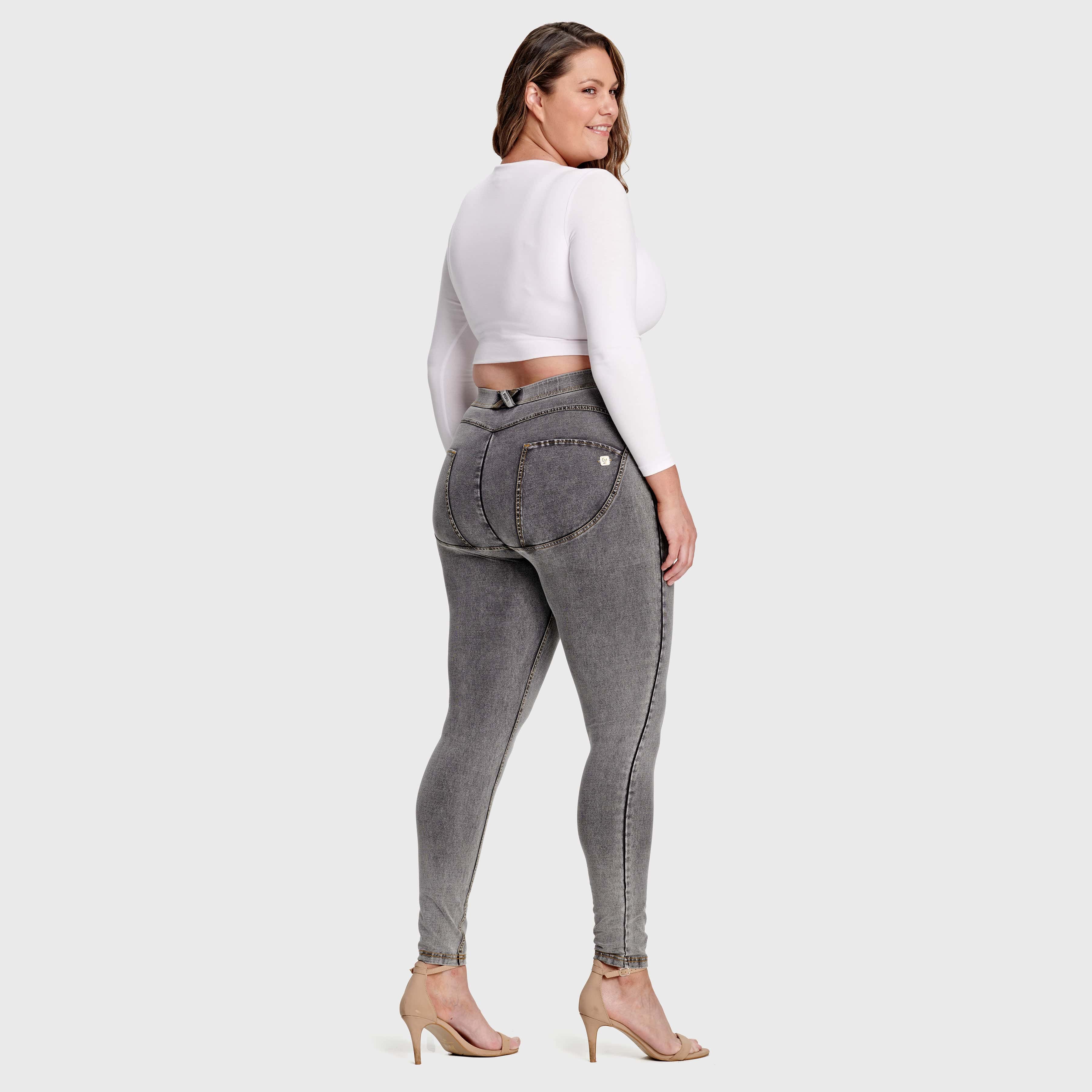 WR.UP® Curvy Denim - High Waisted - Full Length - Grey + Yellow Stitching