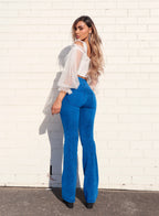 جينز WR.UP® بجيوب أمامية - خصر مرتفع للغاية - تصميم واسع من الأسفل - أزرق كوبالت + خياطة زرقاء