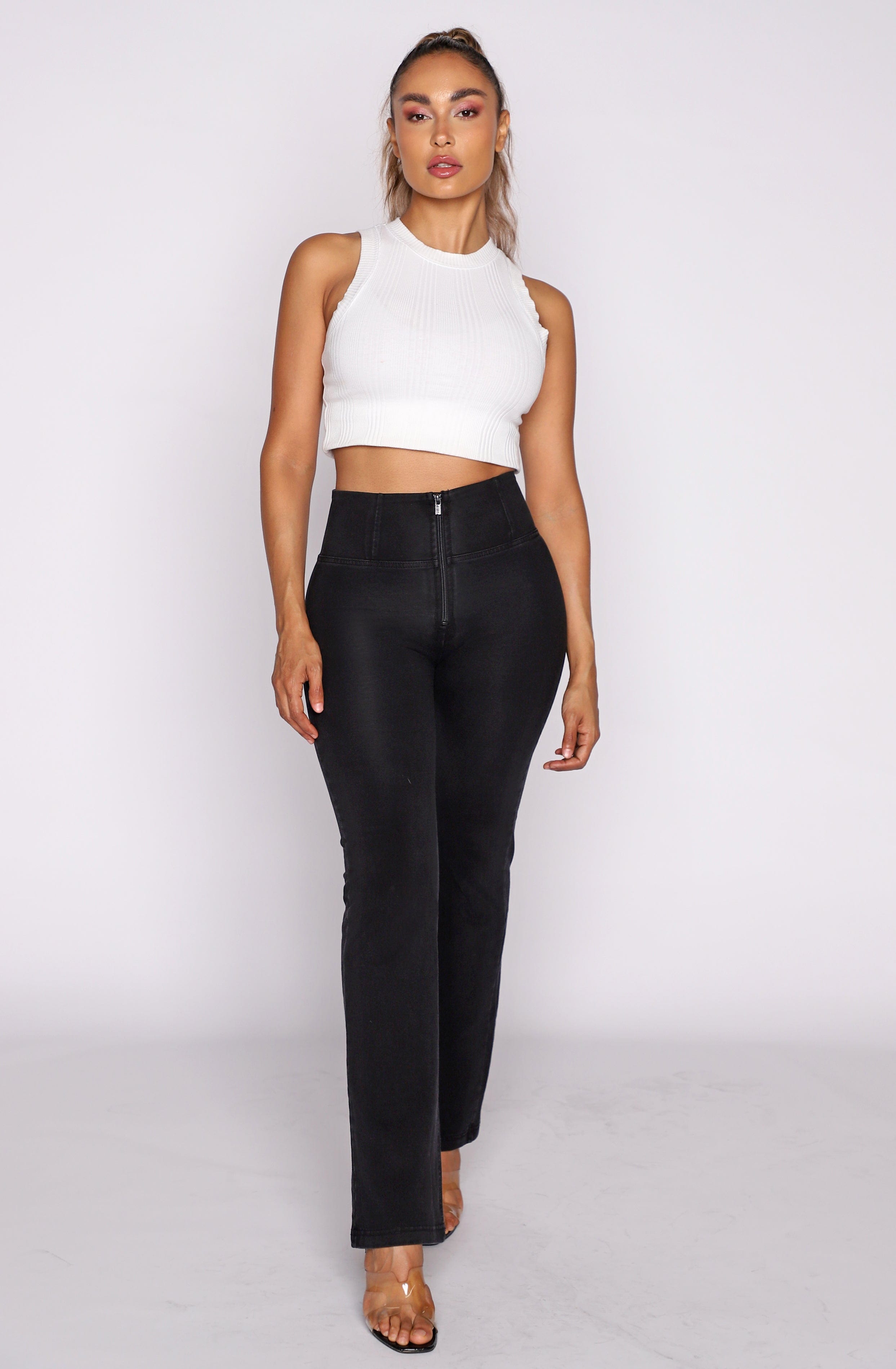 WR.UP® Denim - High Waisted - 7/8 Flare - Black + Black Stitching