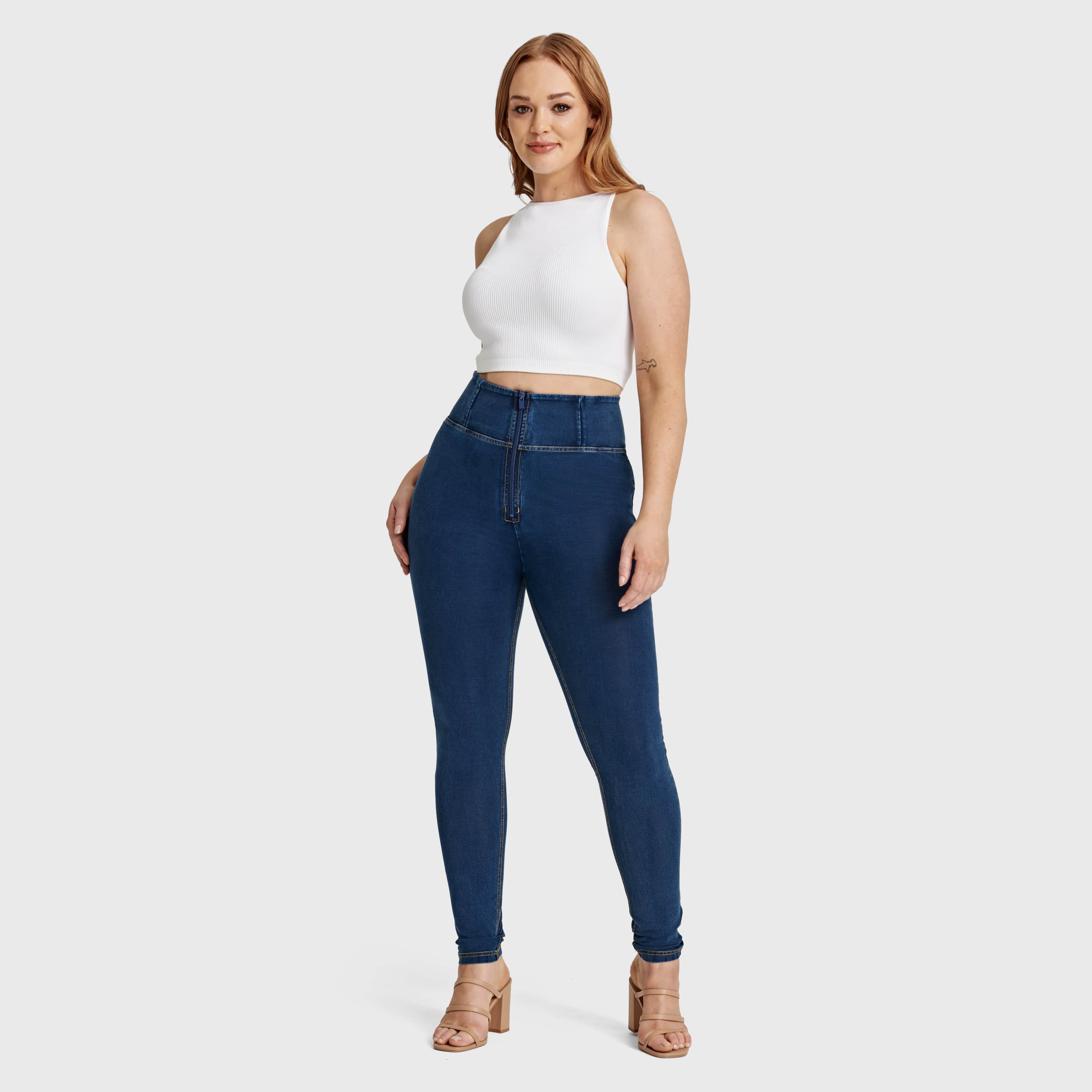 WR.UP® Curvy Denim - Zip High Waisted - Full Length - Dark Blue + Yellow Stitching