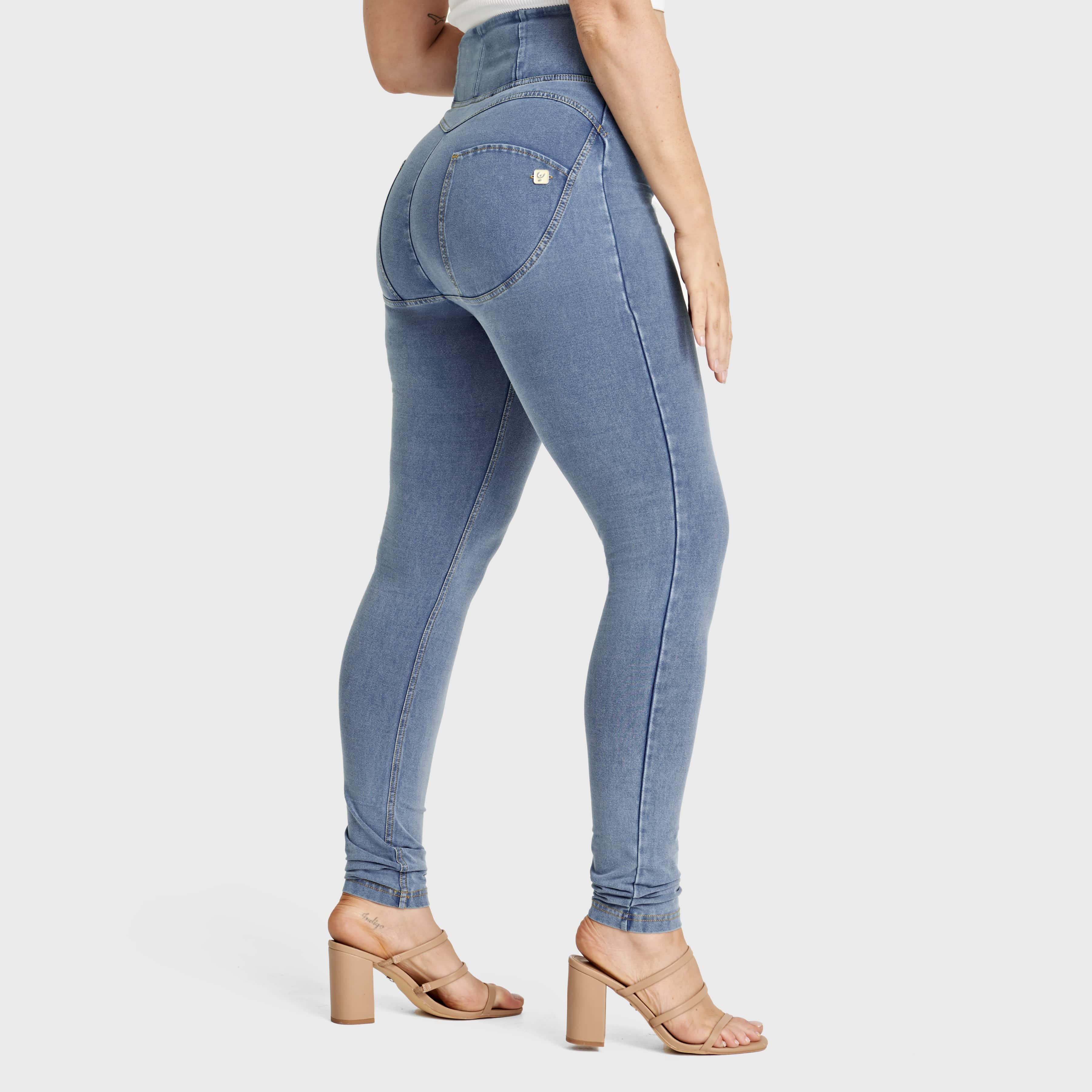 WR.UP® Curvy Denim - Zip High Waisted - Full Length - Light Blue + Yellow Stitching