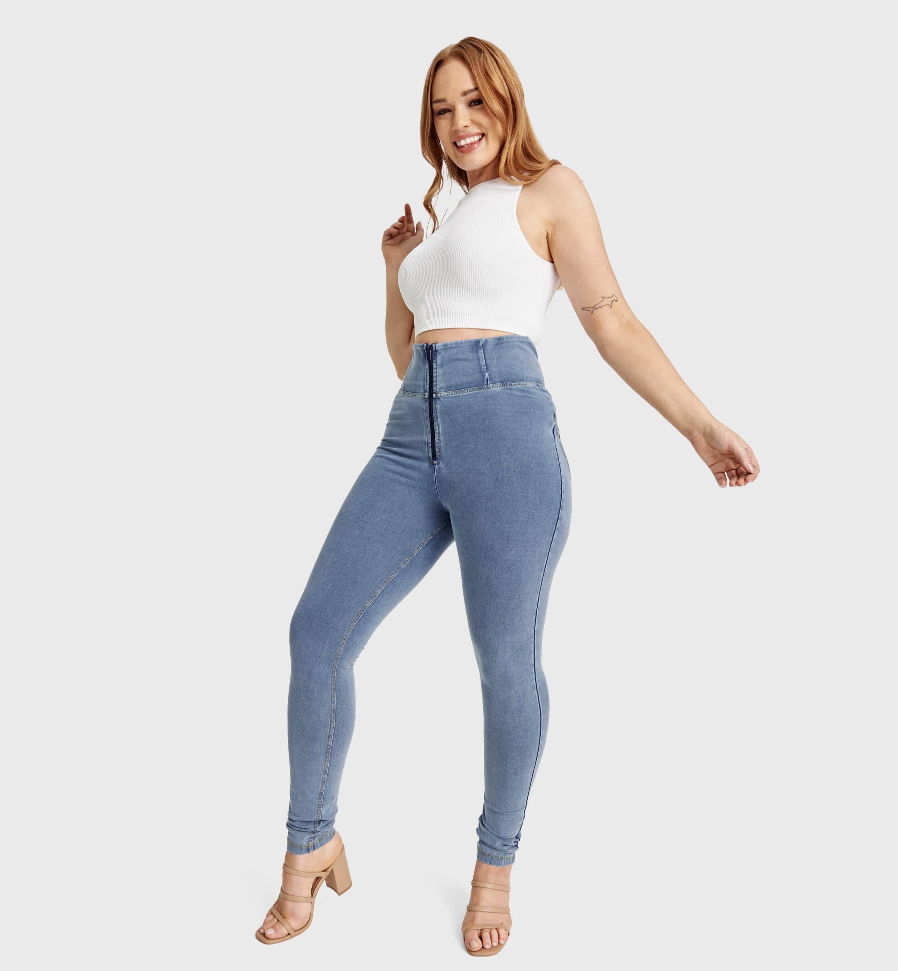 WR.UP® Curvy Denim - Zip High Waisted - Full Length - Light Blue + Yellow Stitching