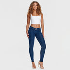 جينز WR.UP® - خصر متوسط ​​الارتفاع - طول كامل - أزرق داكن مع خياطة صفراء