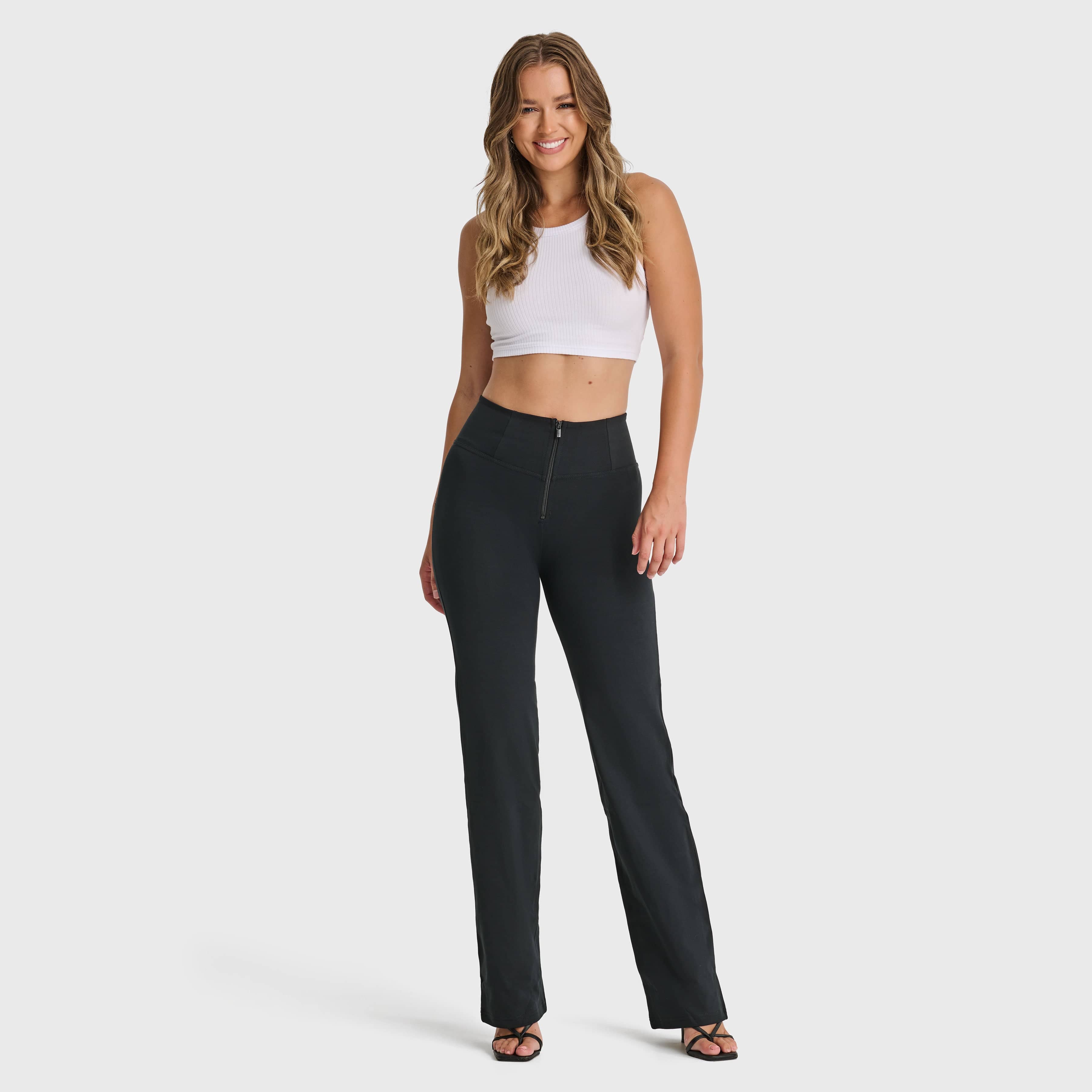 WR.UP® Fashion - High Waisted - Straight Flare - Black