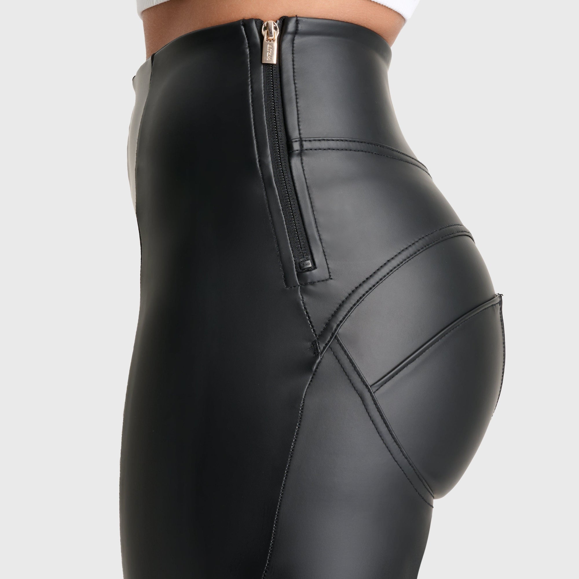 WR.UP® Faux Leather - Super High Waisted - Super Flare - Black