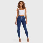 بنطال جينز WR.UP® - بثلاثة أزرار وخصر عالٍ - طول كامل - أزرق داكن مع خياطة صفراء