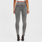 بنطال جينز WR.UP® - بثلاثة أزرار وخصر عالٍ - طول كامل - رمادي مع خياطة صفراء