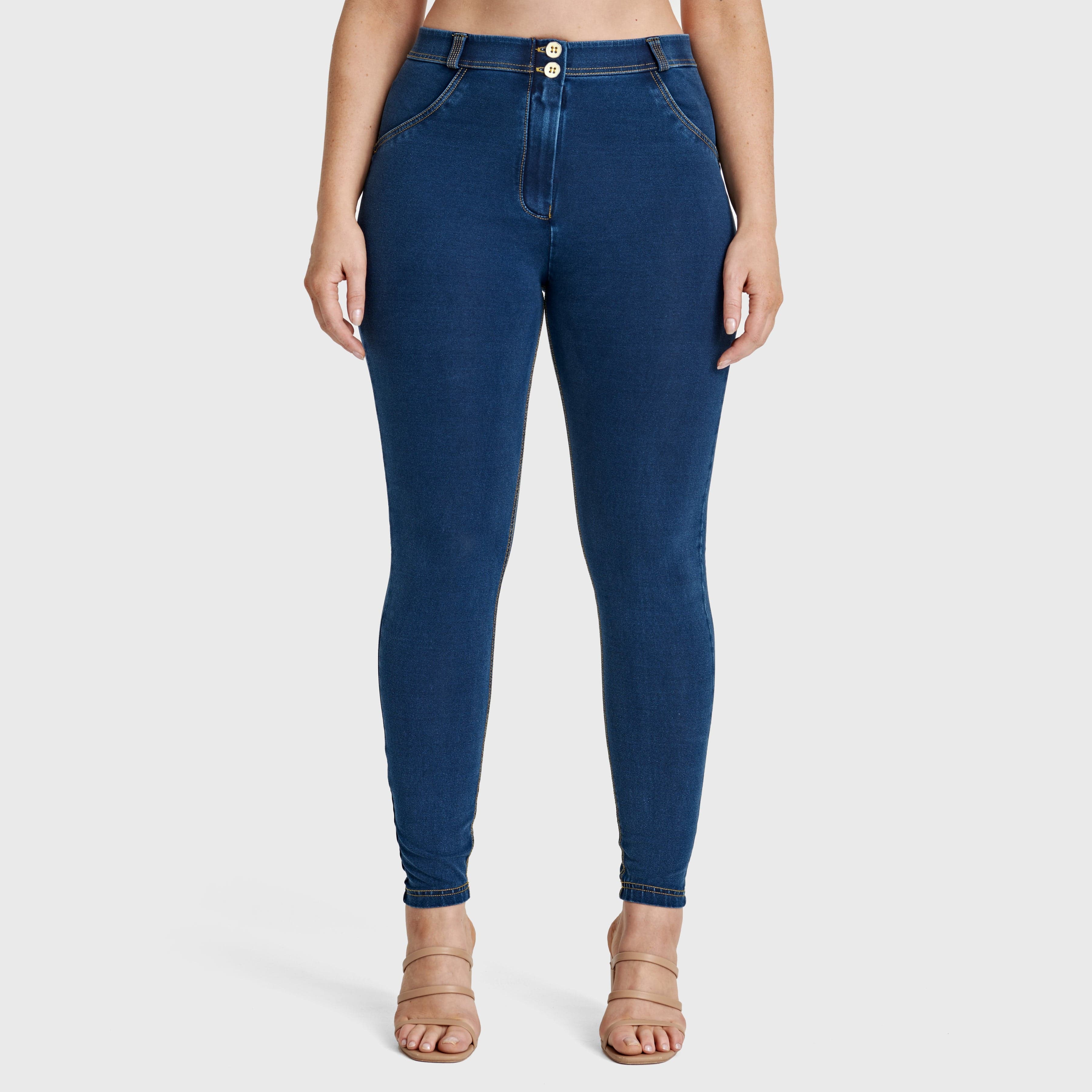 WR.UP® Curvy Denim - High Waisted - Full Length - Dark Blue + Yellow Stitching