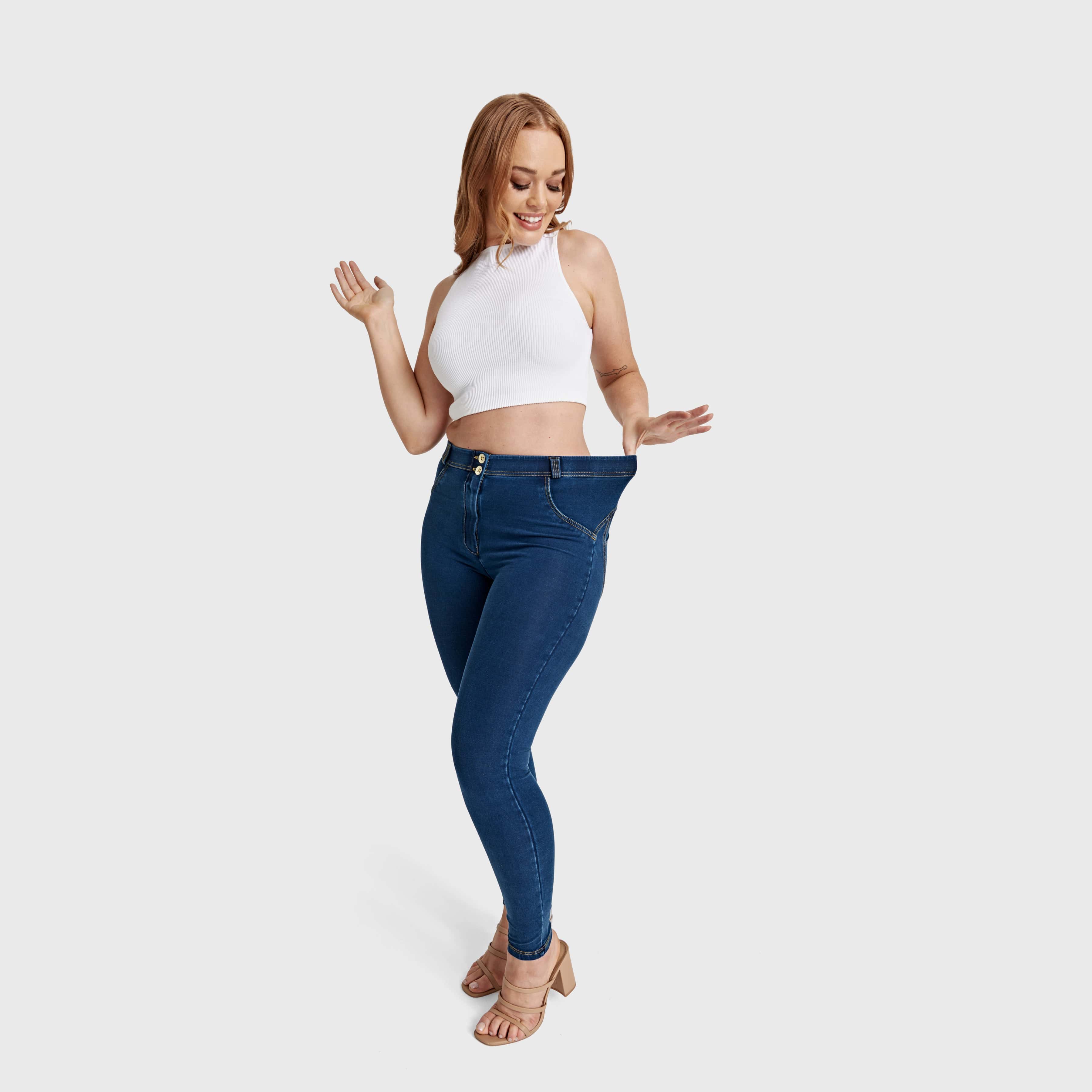 WR.UP® Curvy Denim - High Waisted - Full Length - Dark Blue + Yellow Stitching