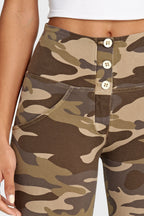 بنطال WR.UP® عصري بثلاثة أزرار - خصر مرتفع - طول 7/8 - بني مموه 