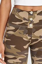 بنطال WR.UP® عصري بثلاثة أزرار - خصر مرتفع - طول 7/8 - بني مموه 