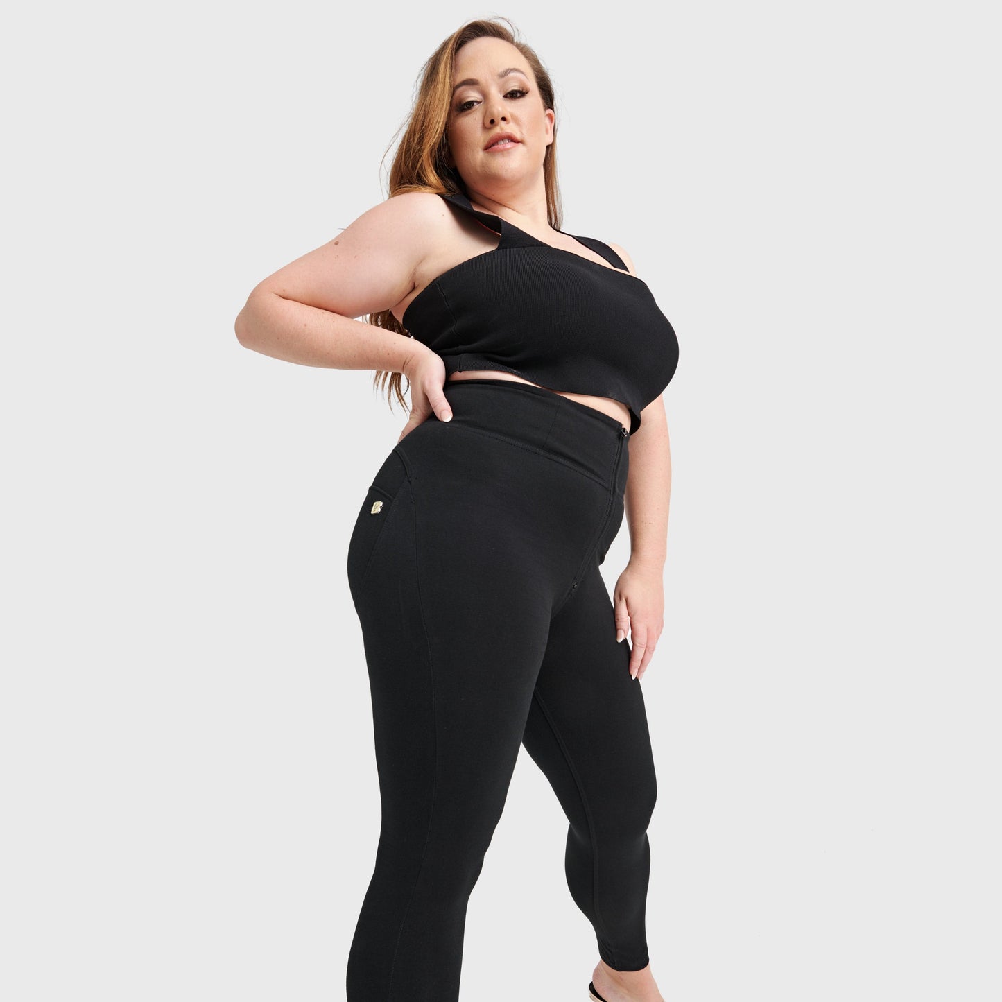 WR.UP® Curvy Fashion - Zip High Waisted - 7/8 Length - Black