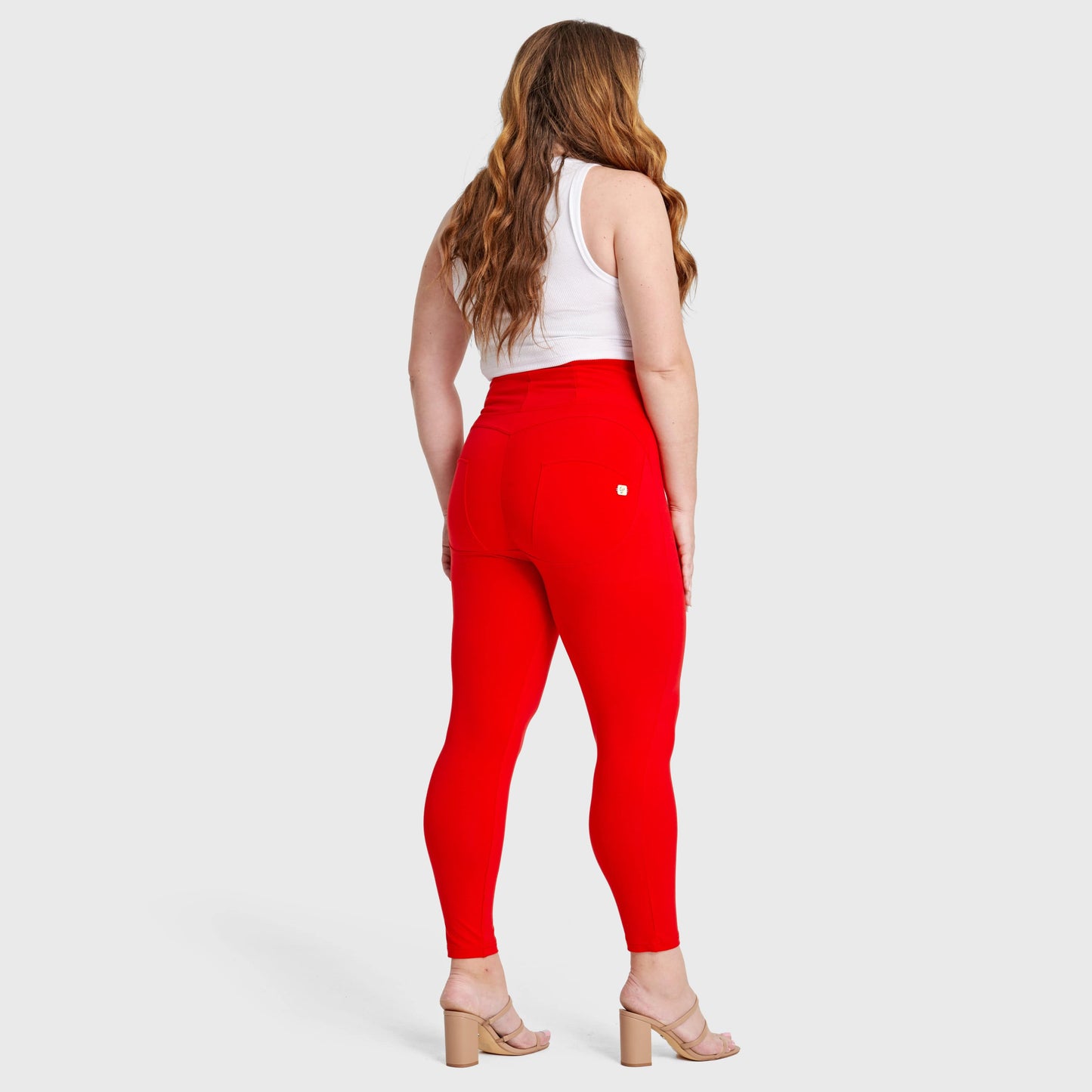 WR.UP® Curvy Fashion - Zip High Waisted - 7/8 Length - Red