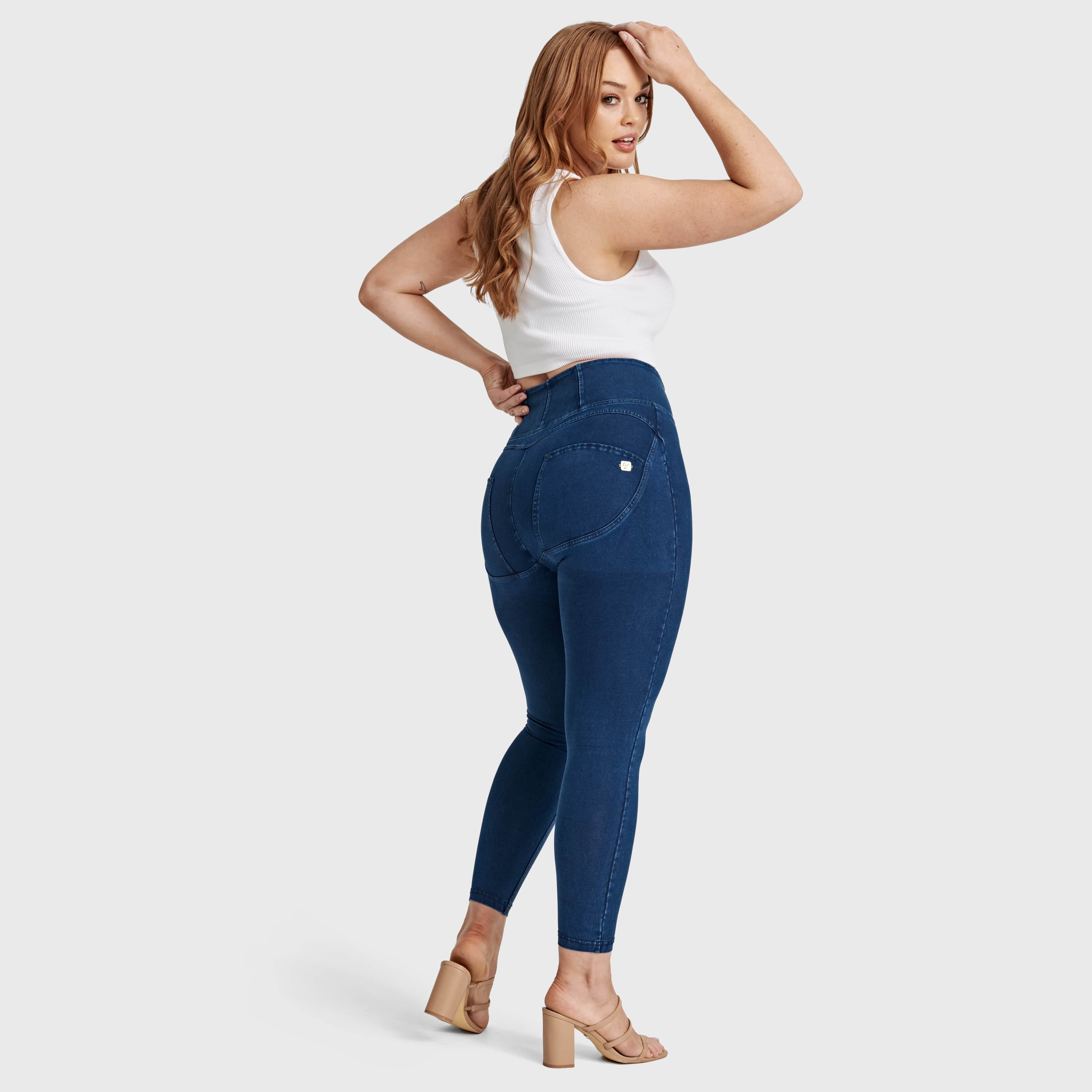 WR.UP® Curvy Denim - Zip High Waisted - 7/8 Length - Dark Blue + Blue Stitching