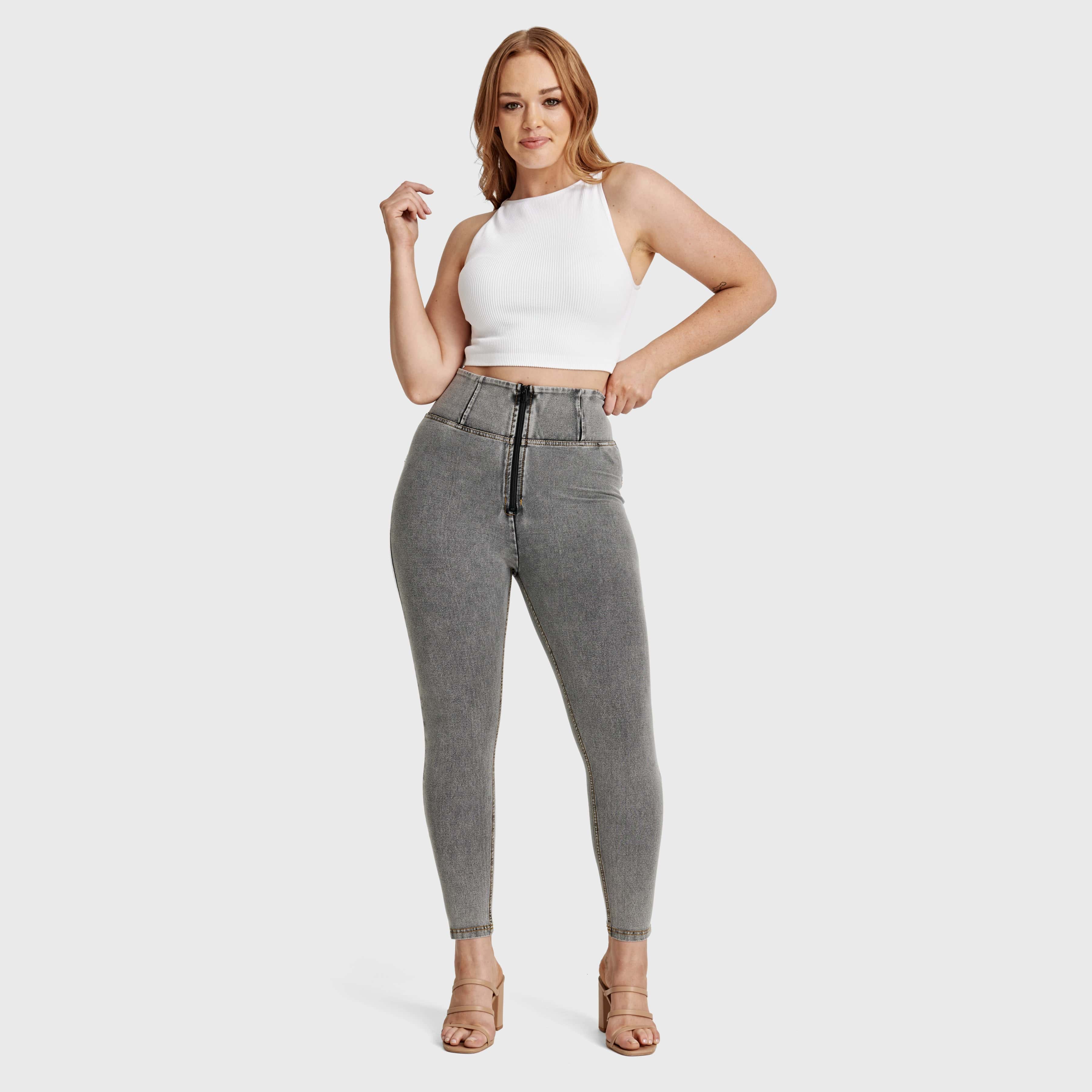 WR.UP® Curvy Denim - Zip High Waisted - 7/8 Length - Grey + Yellow Stitching