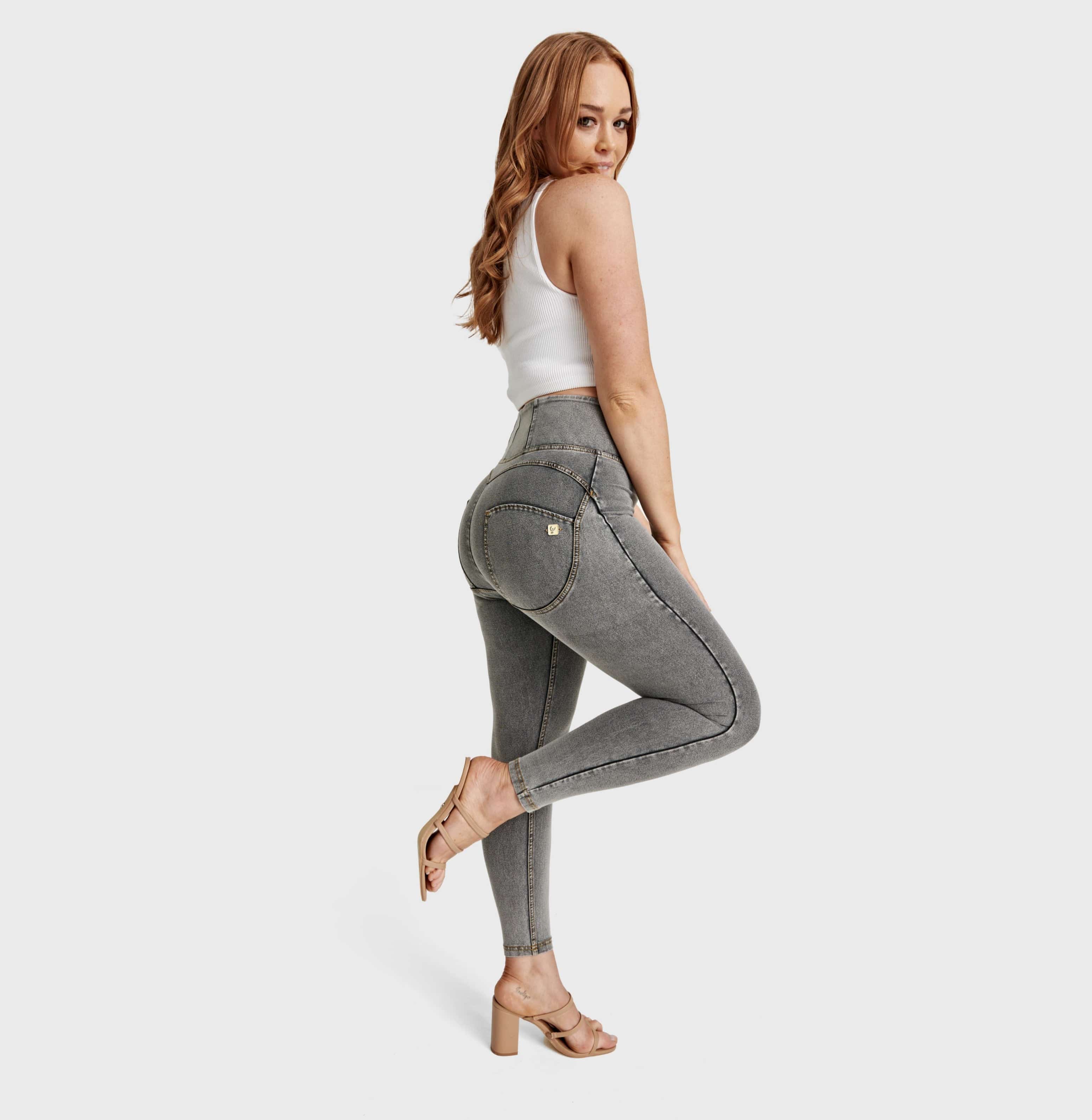 WR.UP® Curvy Denim - Zip High Waisted - 7/8 Length - Grey + Yellow Stitching