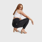 بنطال جينز WR.UP® Curvy - بسحاب وخصر عالٍ - طول 7/8 - أسود مع خياطة سوداء
