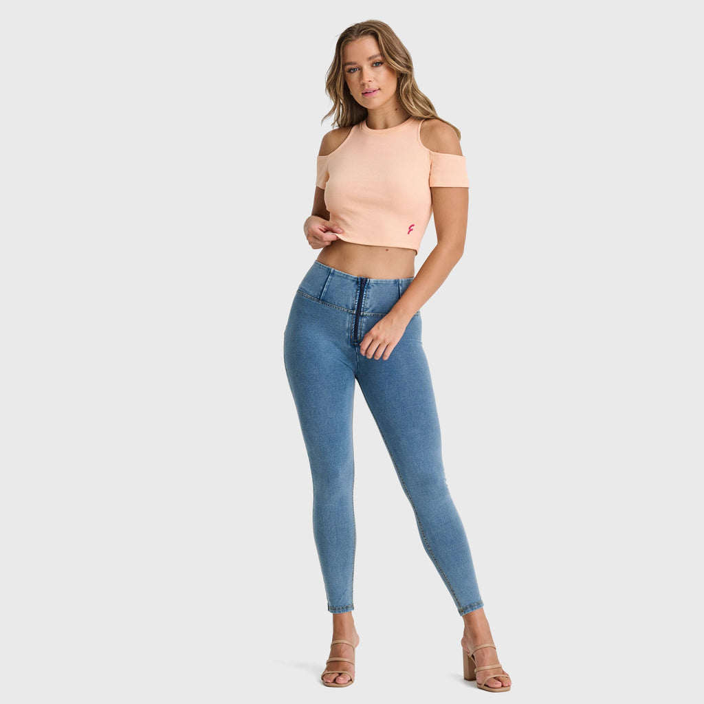 بنطال جينز WR.UP® - خصر مرتفع - طول 7/8 - أزرق فاتح + خياطة صفراء